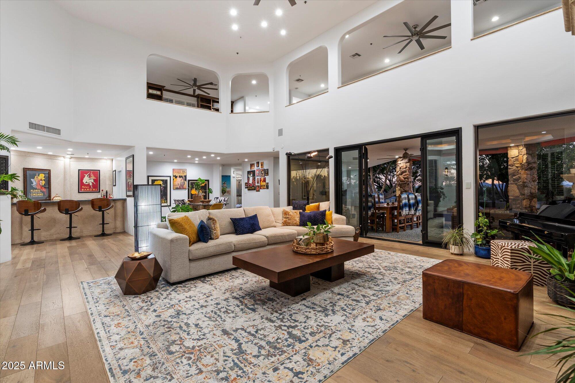 9643 E CASITAS DEL RIO Drive