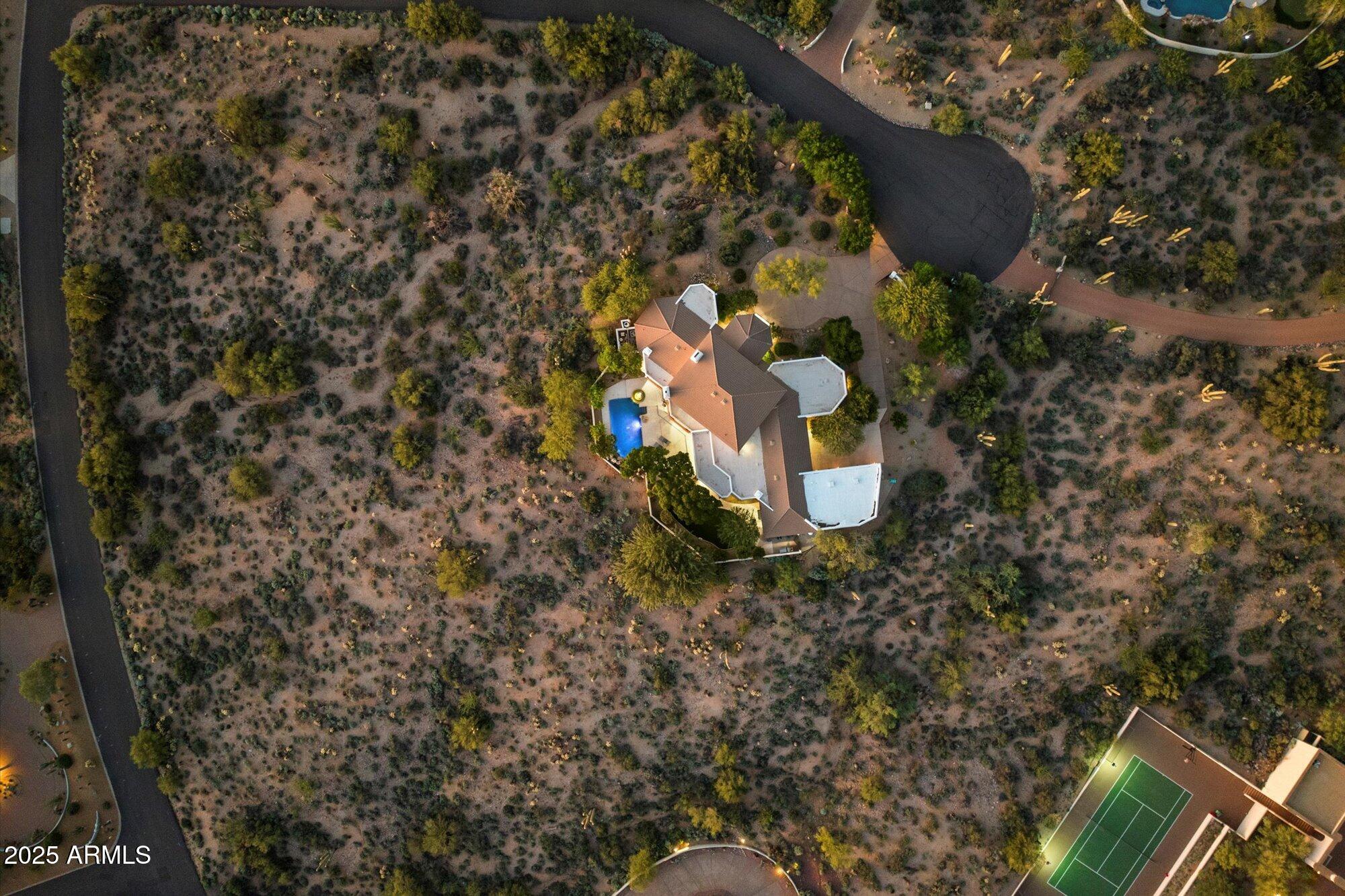 9643 E CASITAS DEL RIO Drive