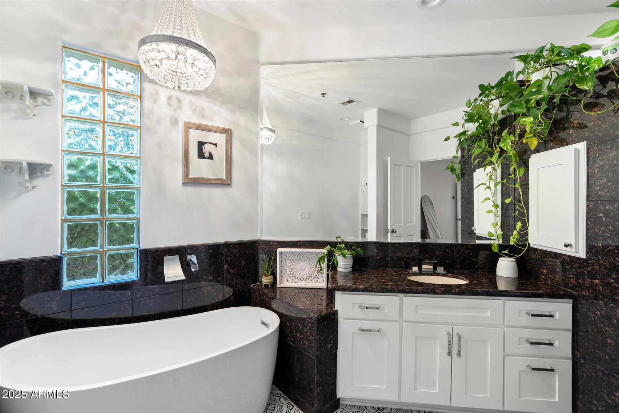 9643 E CASITAS DEL RIO Drive