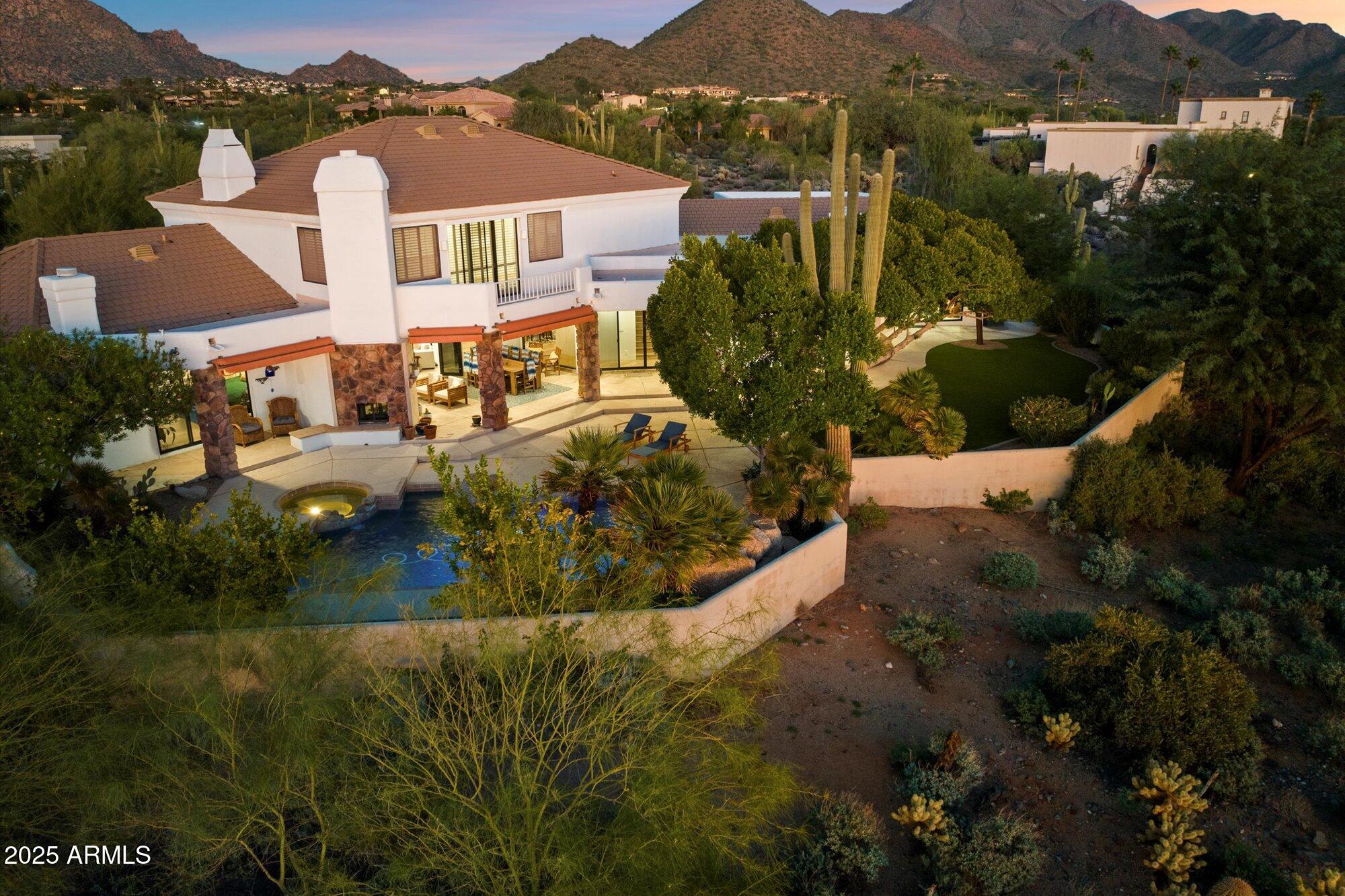 9643 E CASITAS DEL RIO Drive