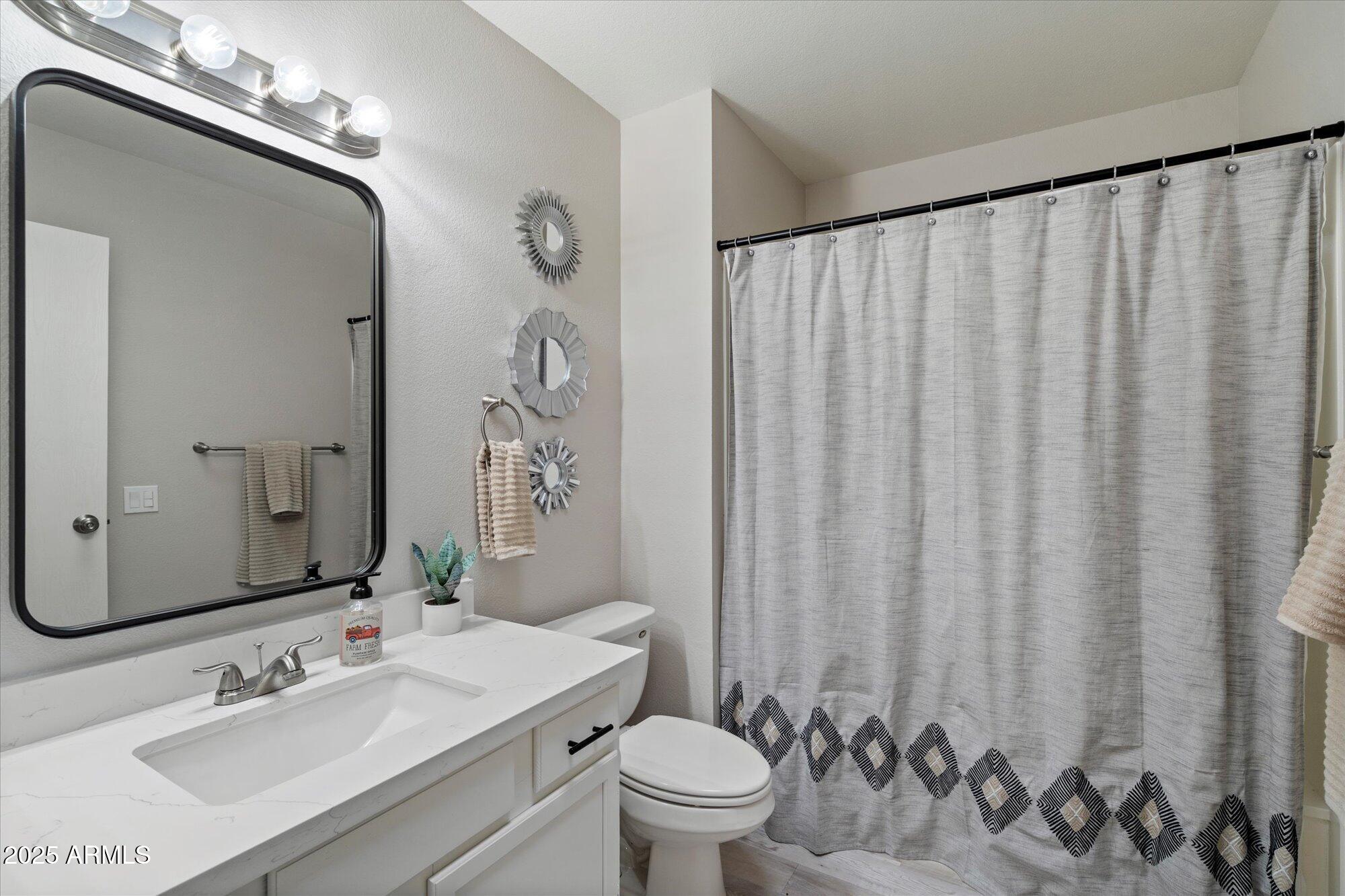 12511 W SHADOW HILLS Drive