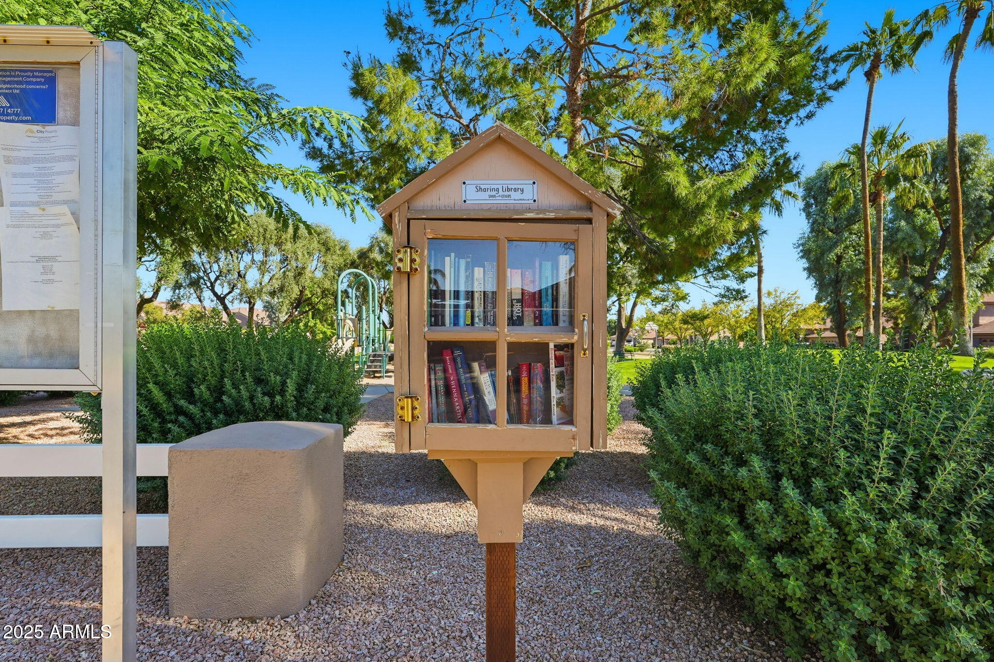 5007 E Bluefield Avenue