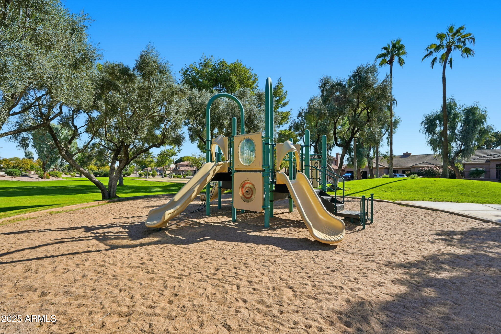 5007 E Bluefield Avenue