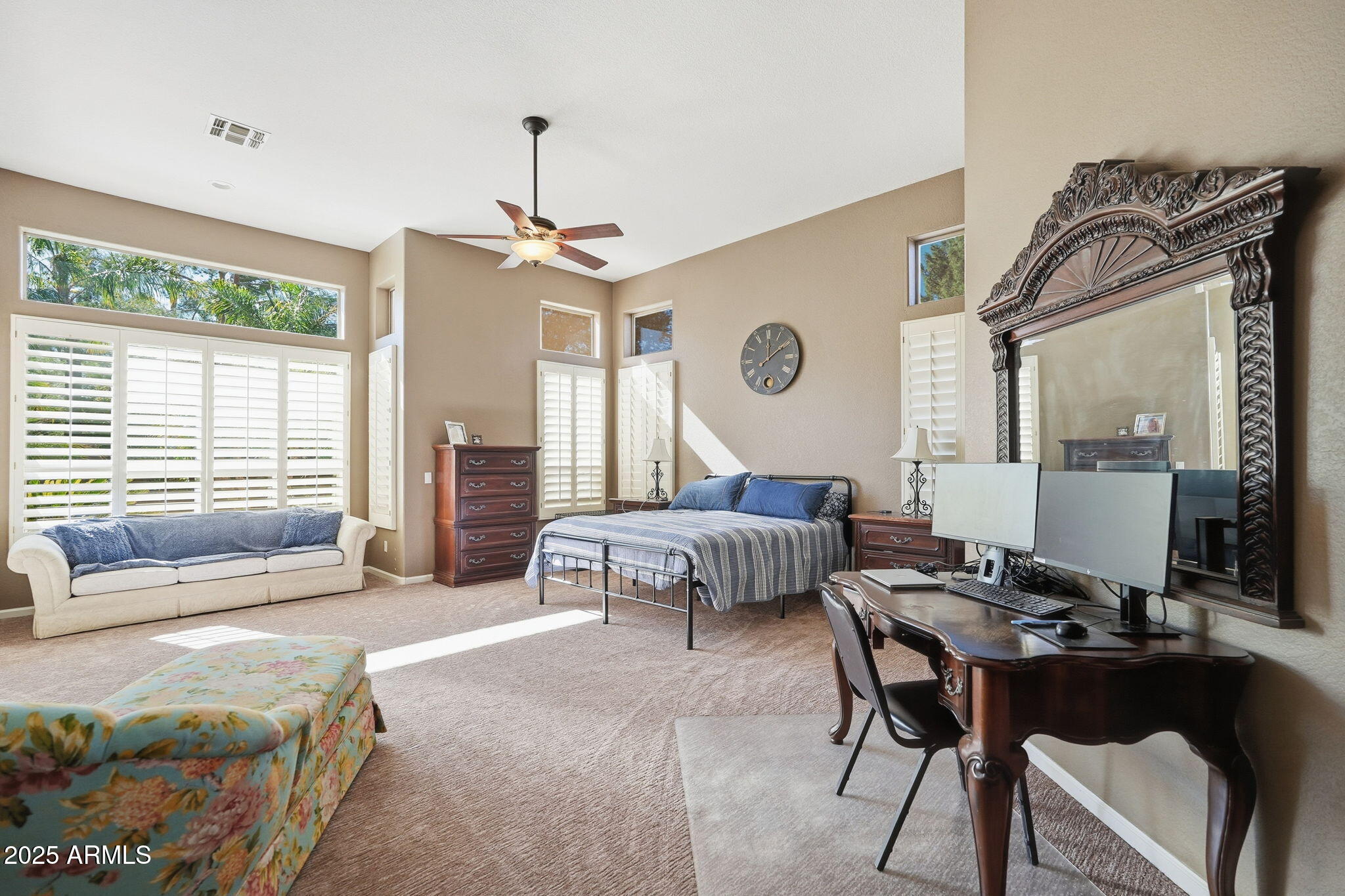 5007 E Bluefield Avenue