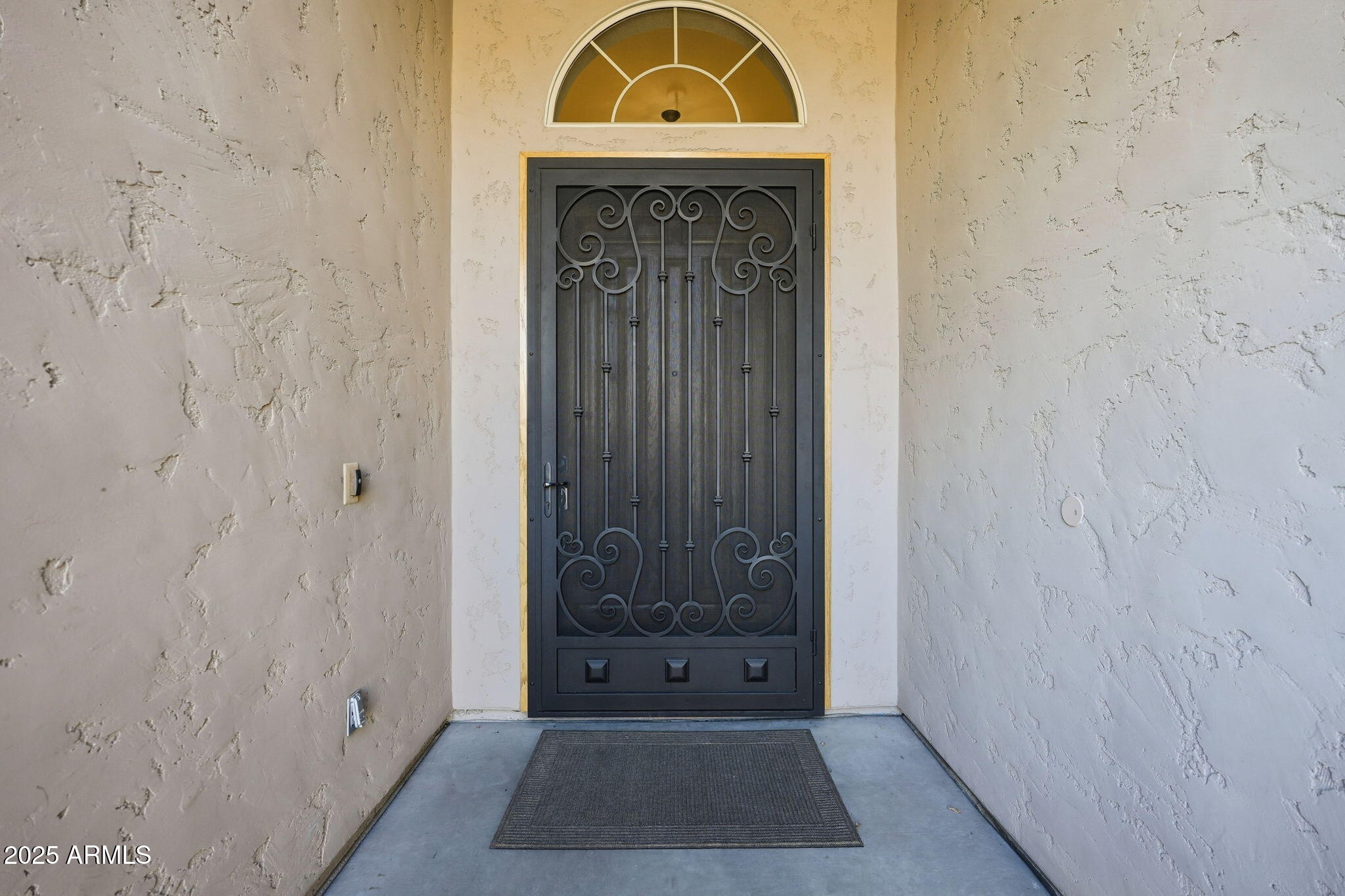 5007 E Bluefield Avenue