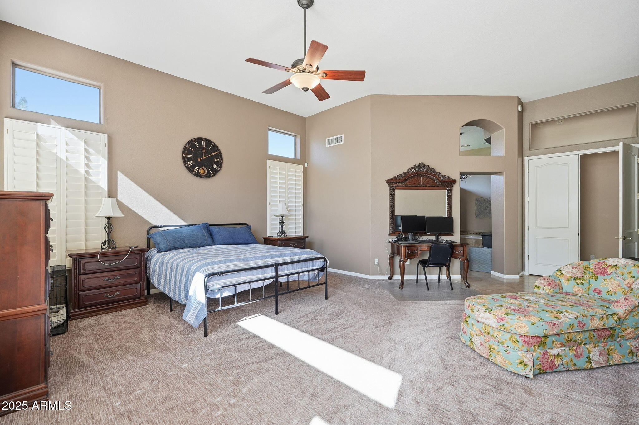 5007 E Bluefield Avenue