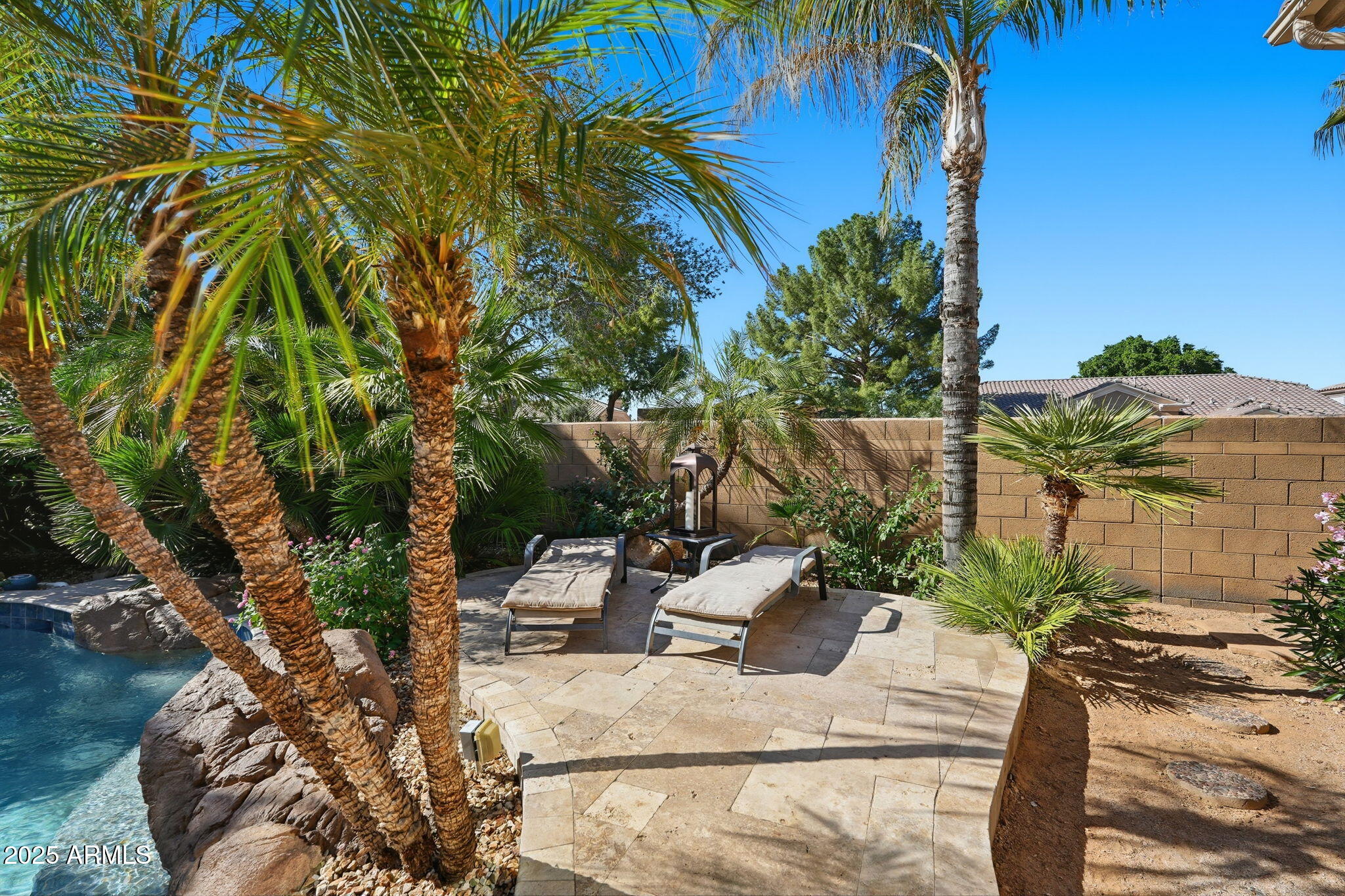 5007 E Bluefield Avenue