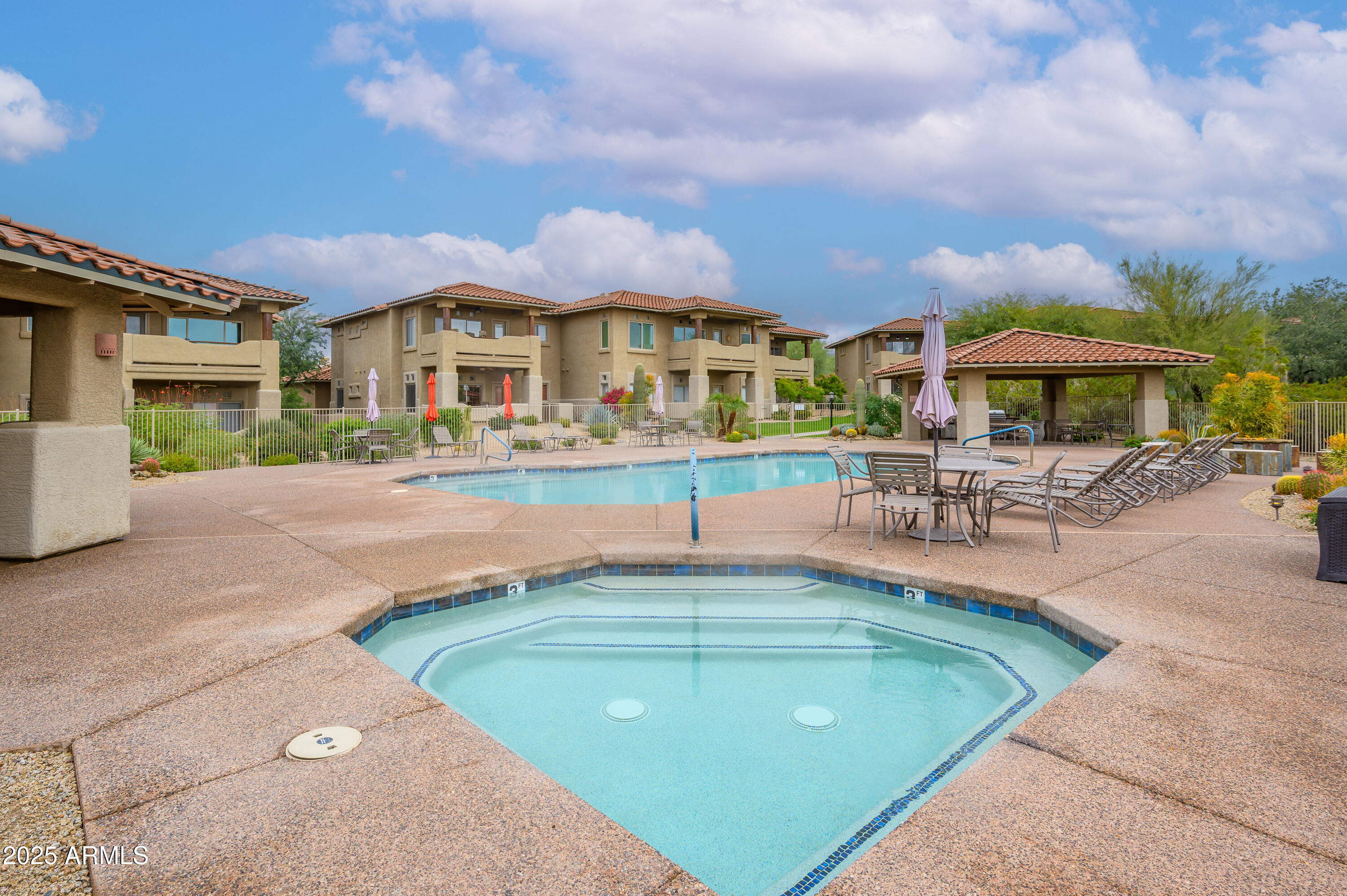 8880 E PARAISO Drive 223