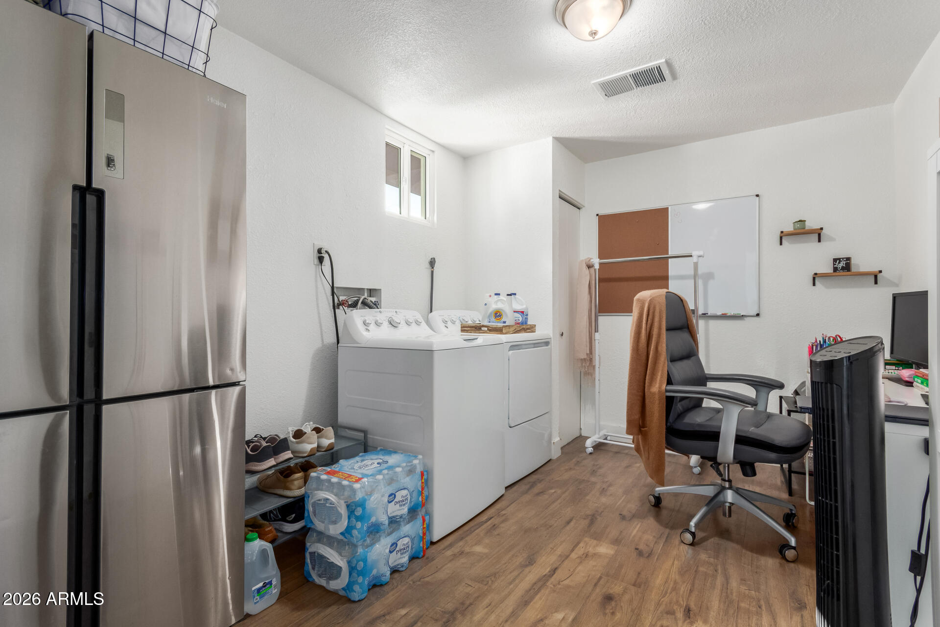 3633 E SWEETWATER Avenue