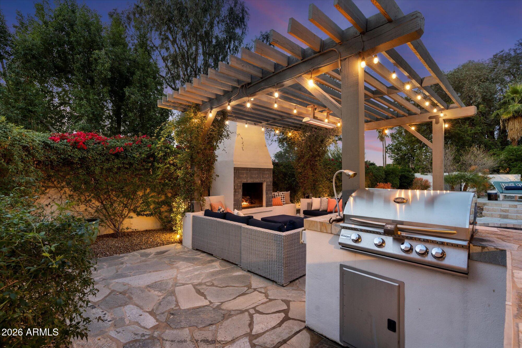 10380 E CHOLLA Street