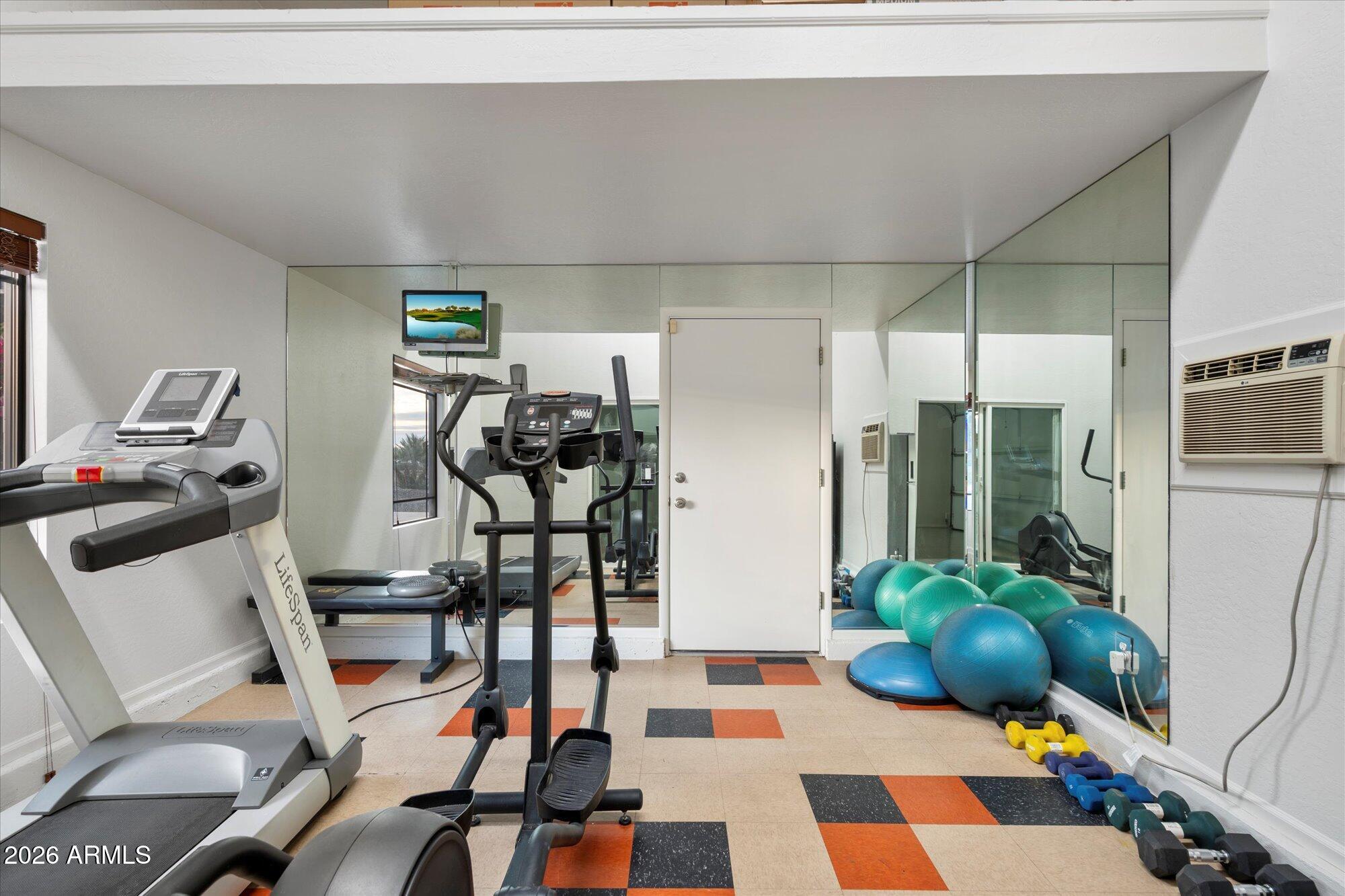 10380 E CHOLLA Street