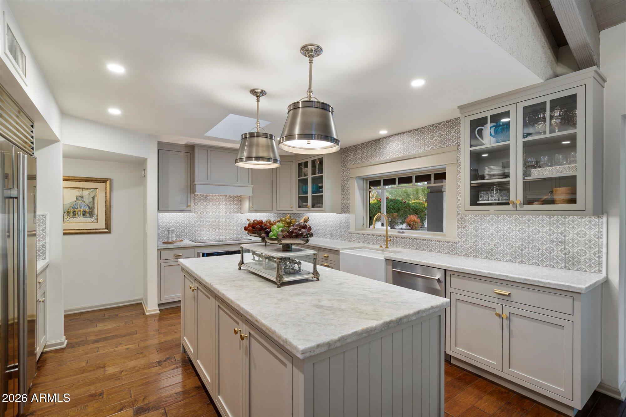 10380 E CHOLLA Street