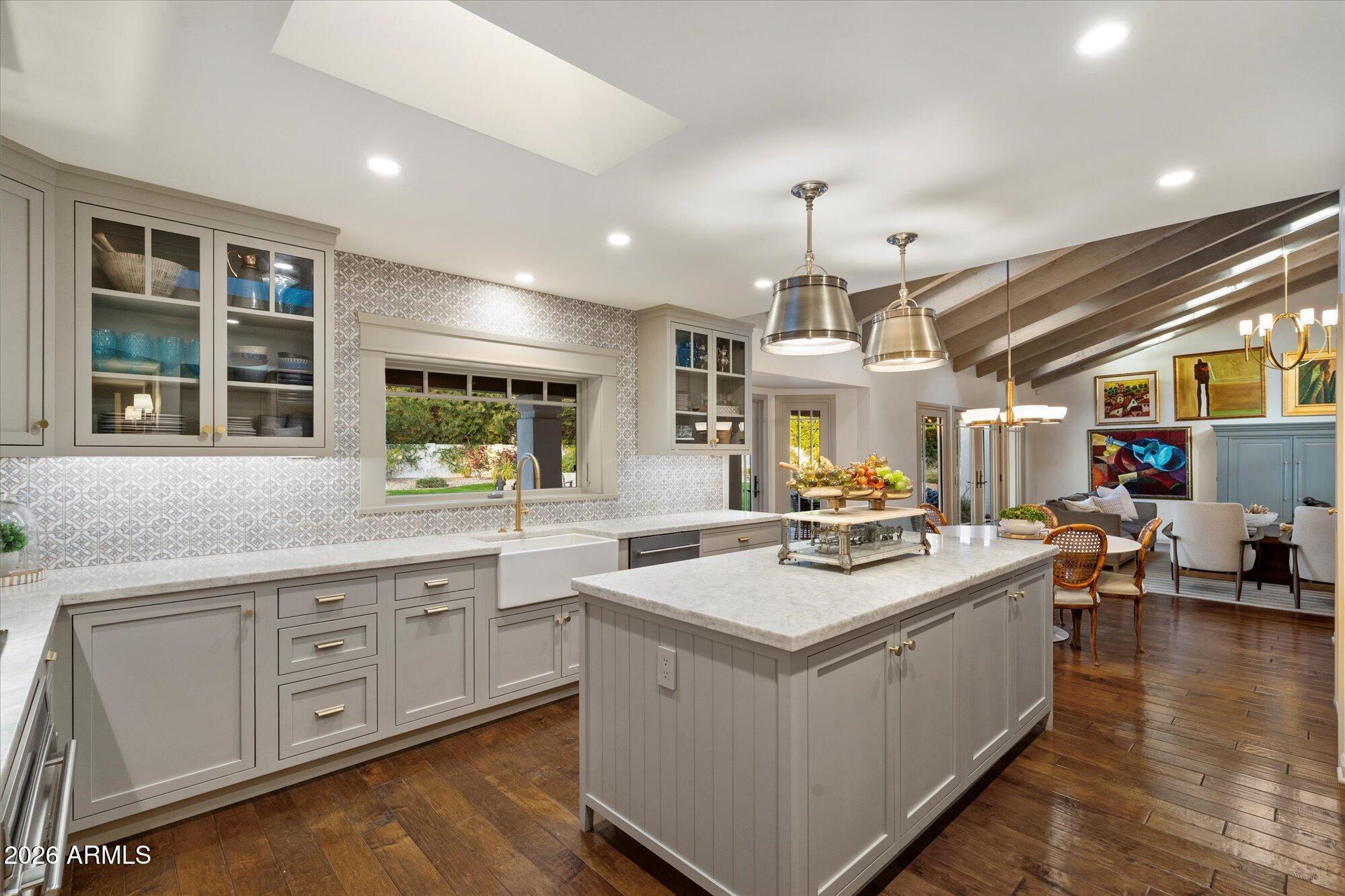 10380 E CHOLLA Street