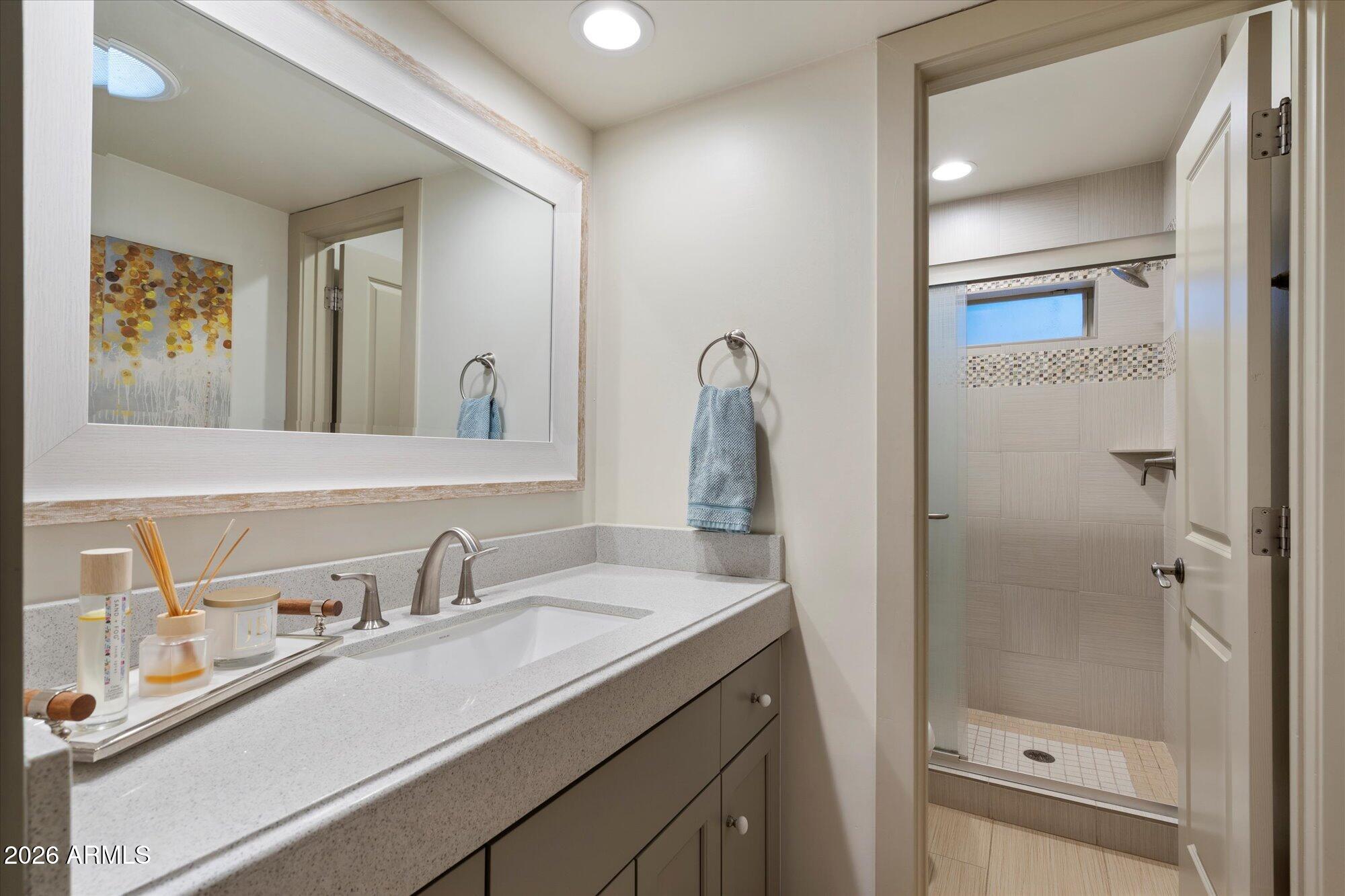 10380 E CHOLLA Street