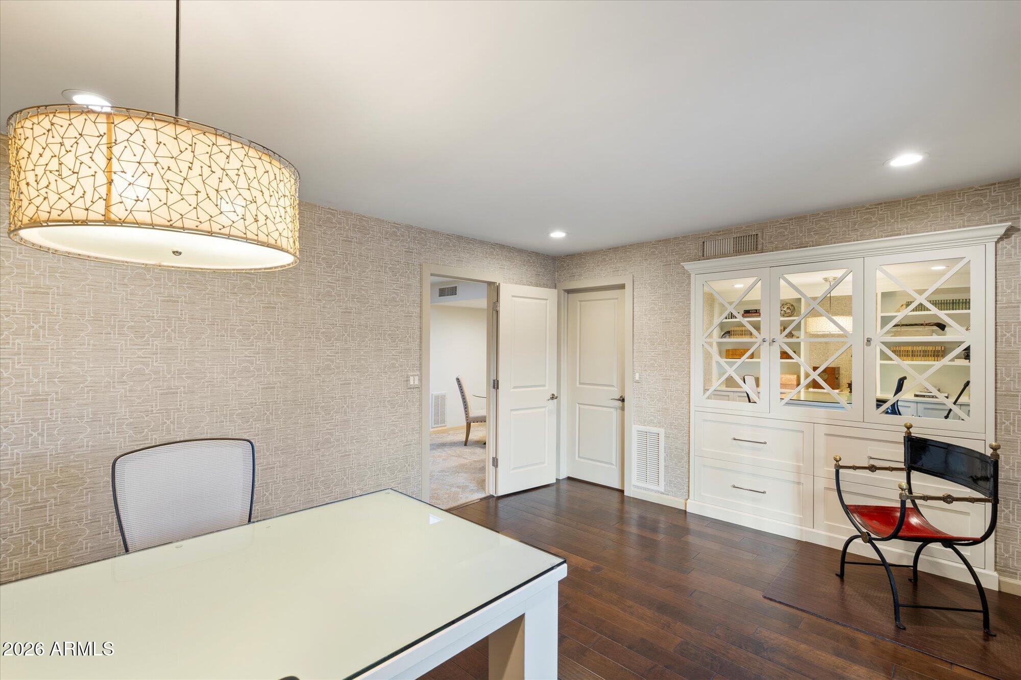 10380 E CHOLLA Street