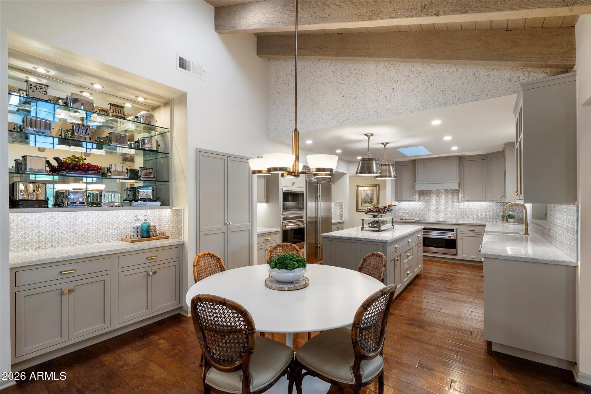 10380 E CHOLLA Street