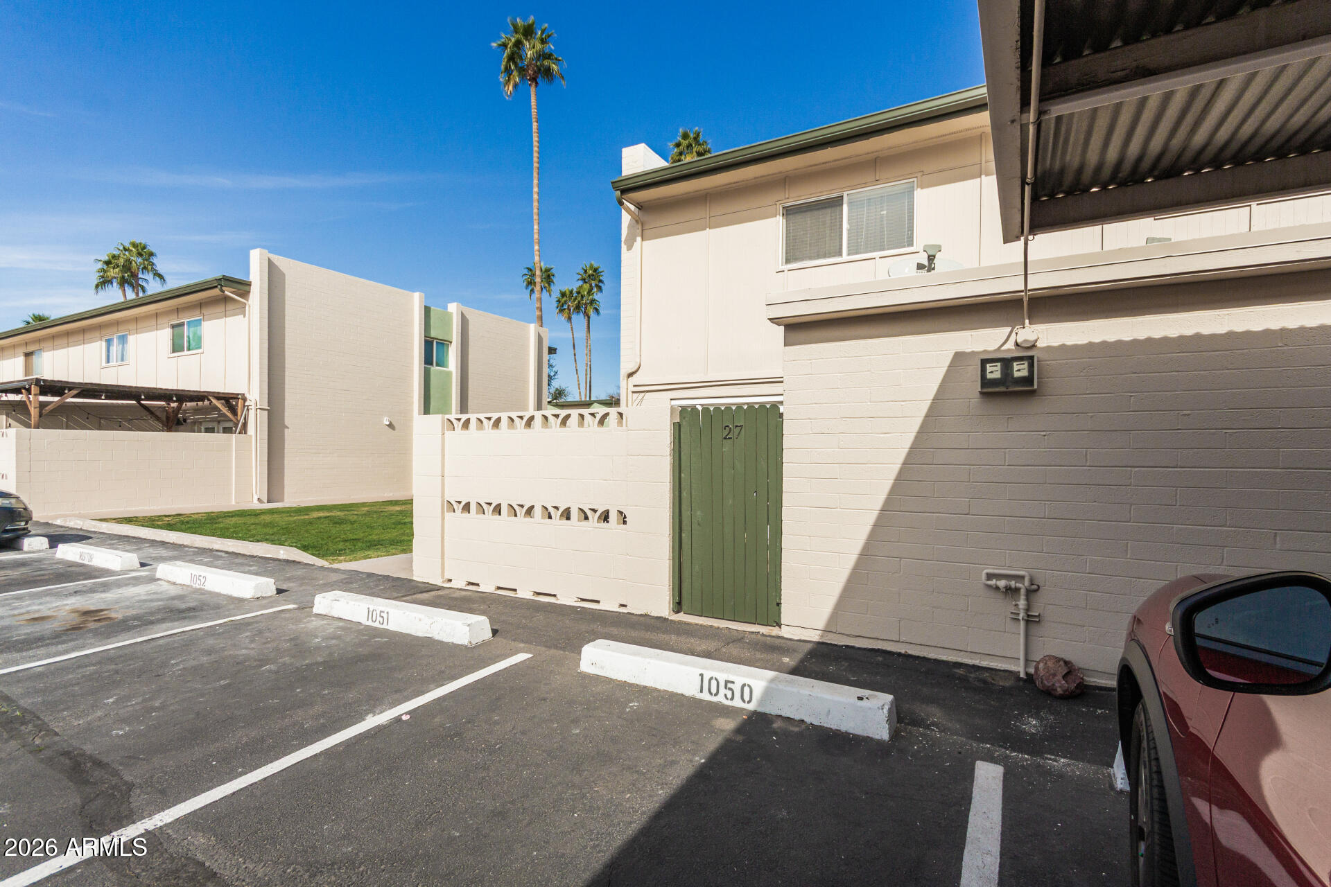 6040 N 15TH Street 27