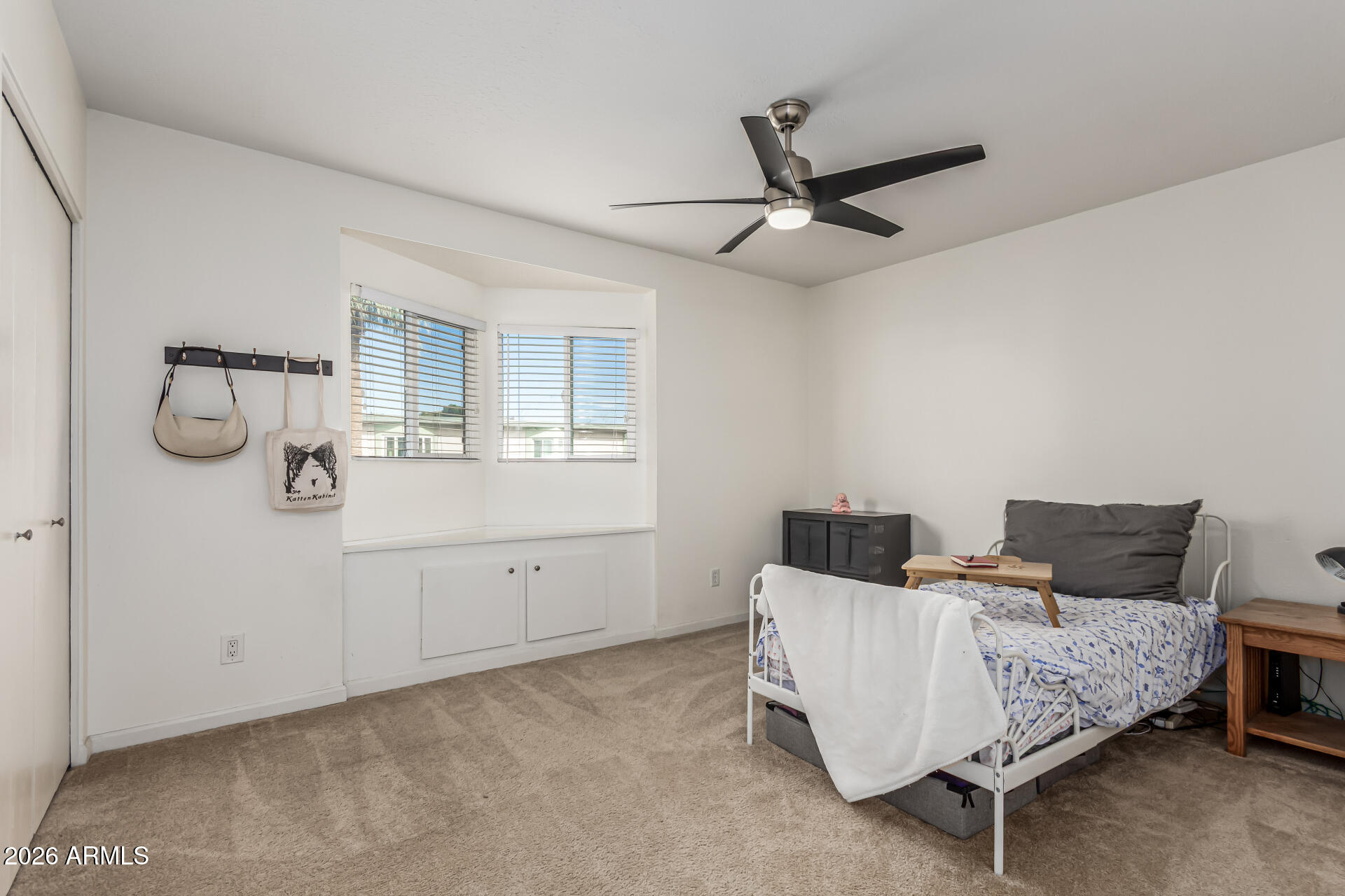 6040 N 15TH Street 27