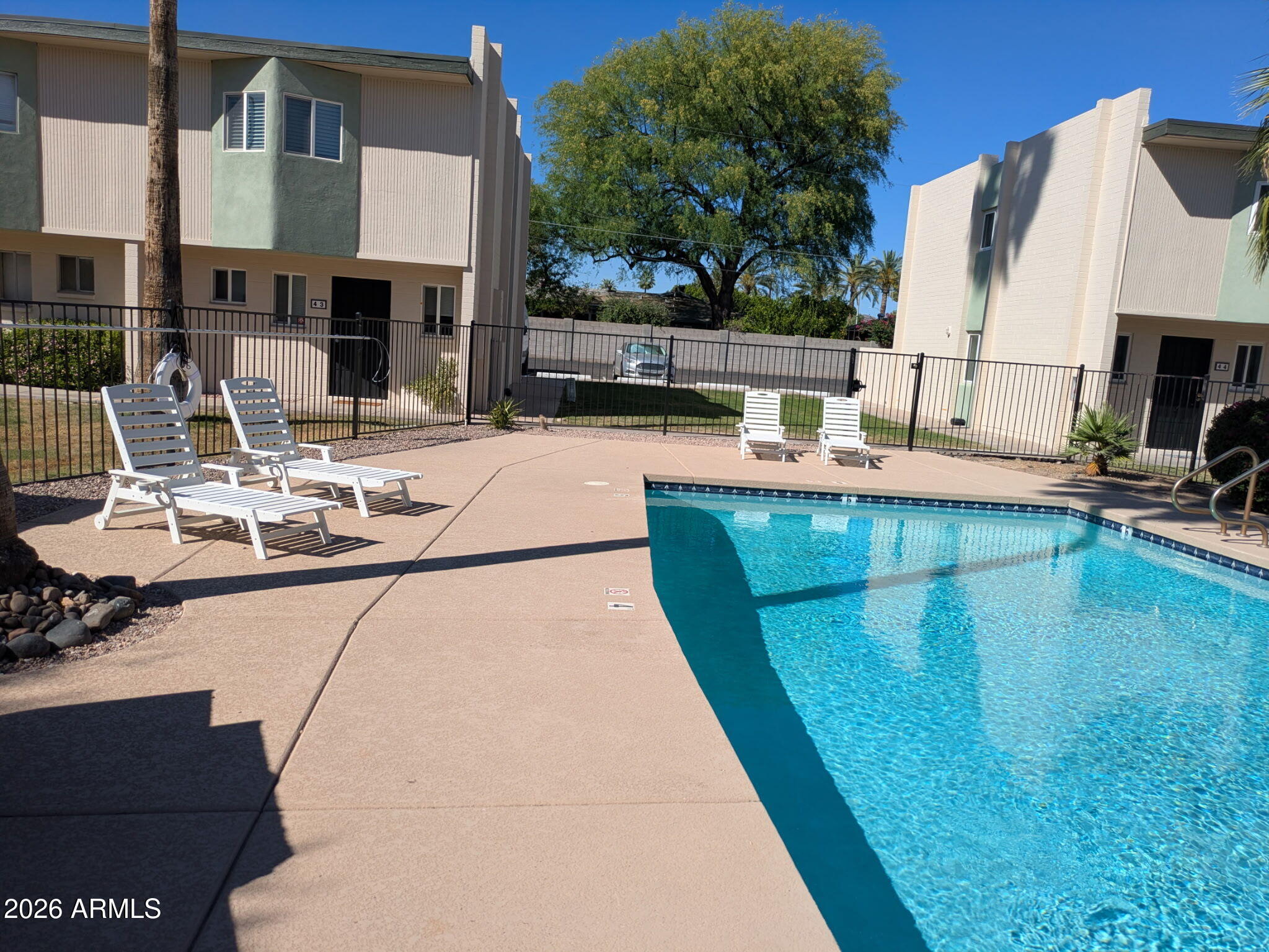 6040 N 15TH Street 27