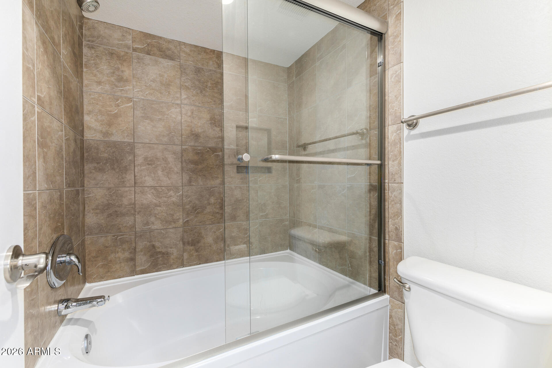 1880 E MORTEN Avenue 217