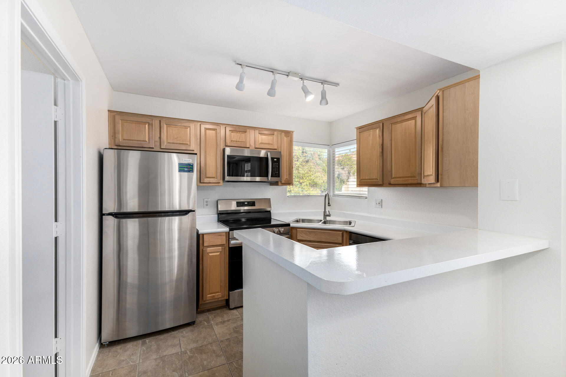 1880 E MORTEN Avenue 217