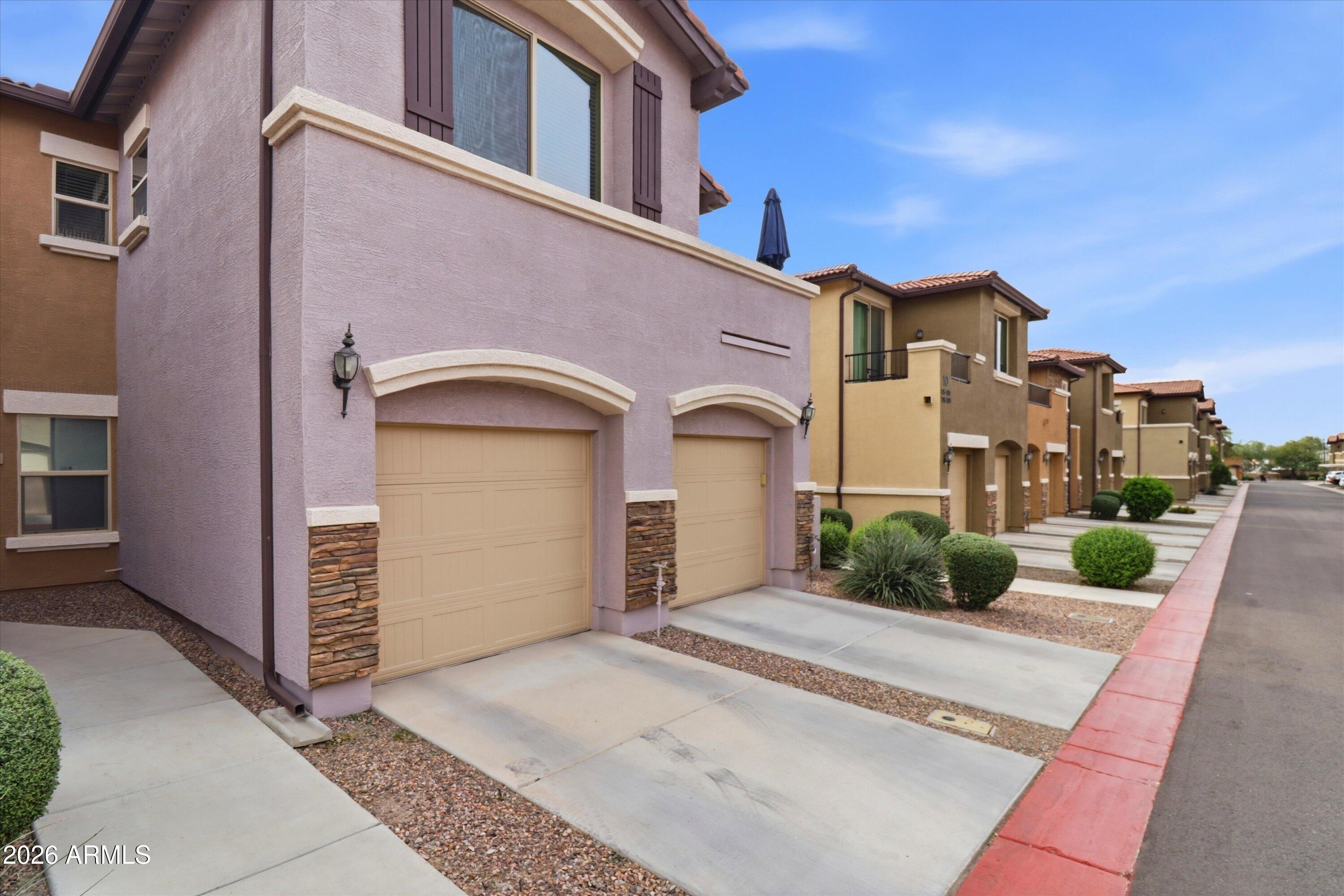 7726 E BASELINE Road 227