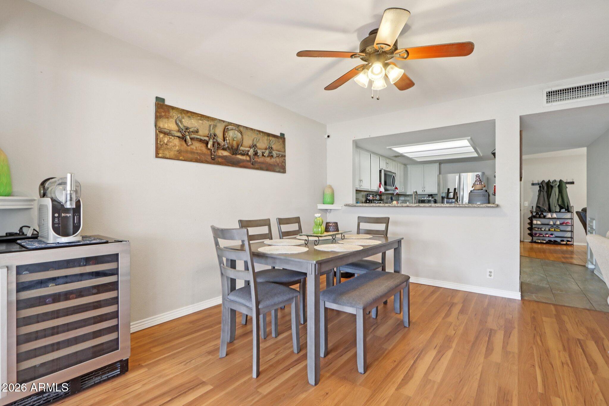 4905 W GELDING Drive