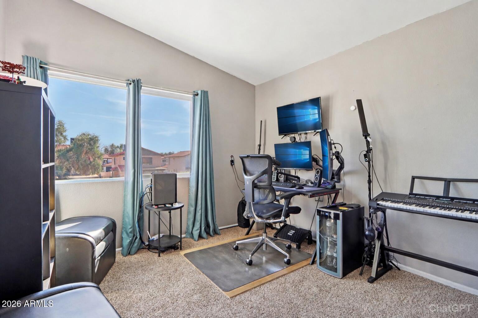 4905 W GELDING Drive