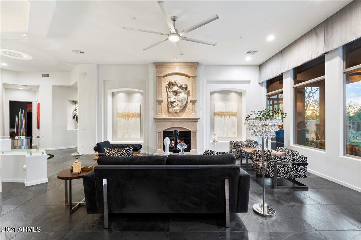 6450 E BENT TREE Drive