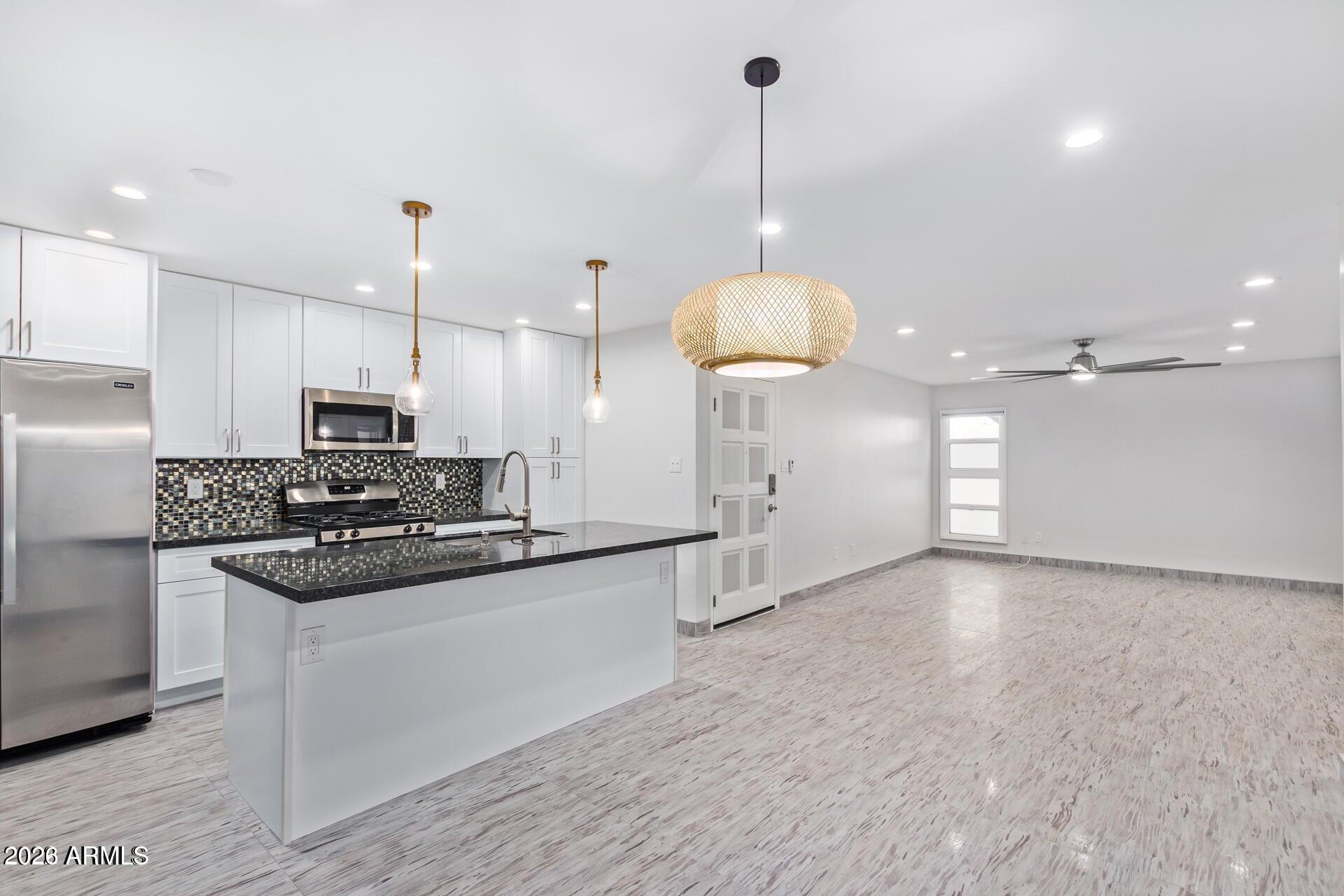 4950 N MILLER Road 100