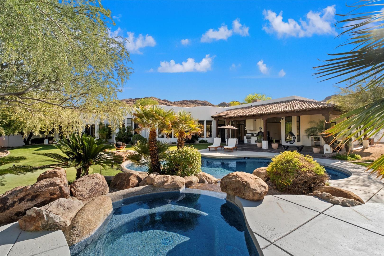 6286 E Cheney Drive