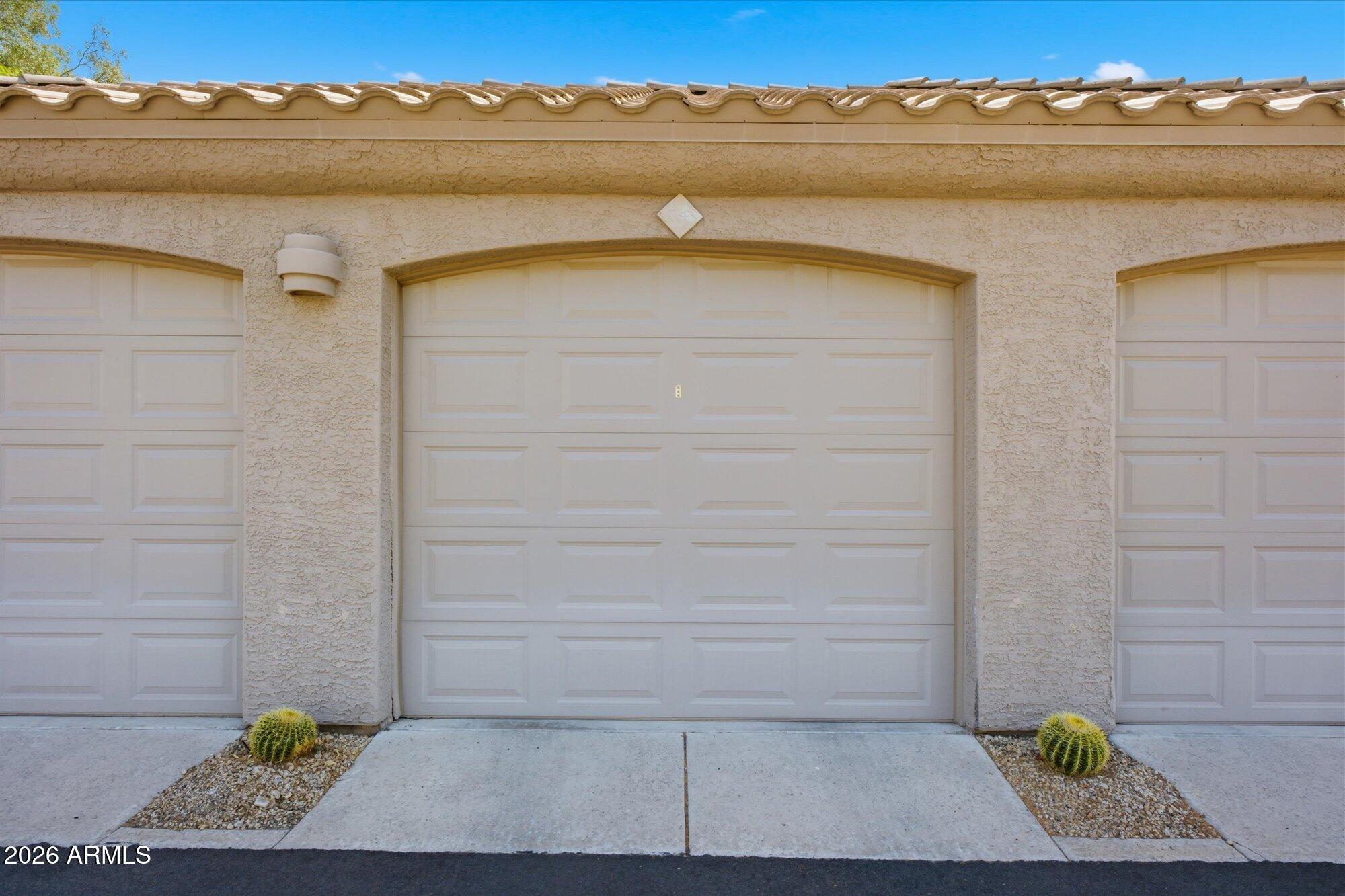 11680 E SAHUARO Drive 1054