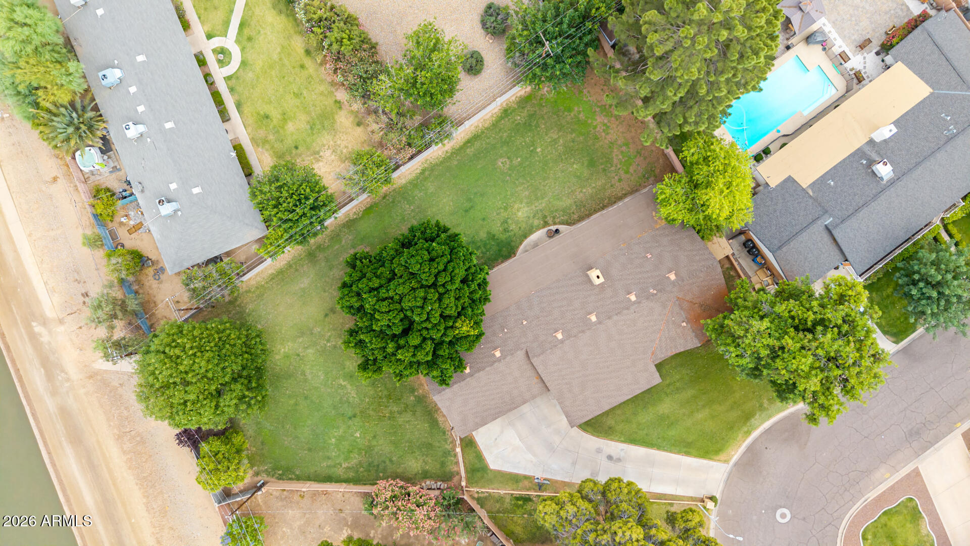 9021 N 13TH Avenue