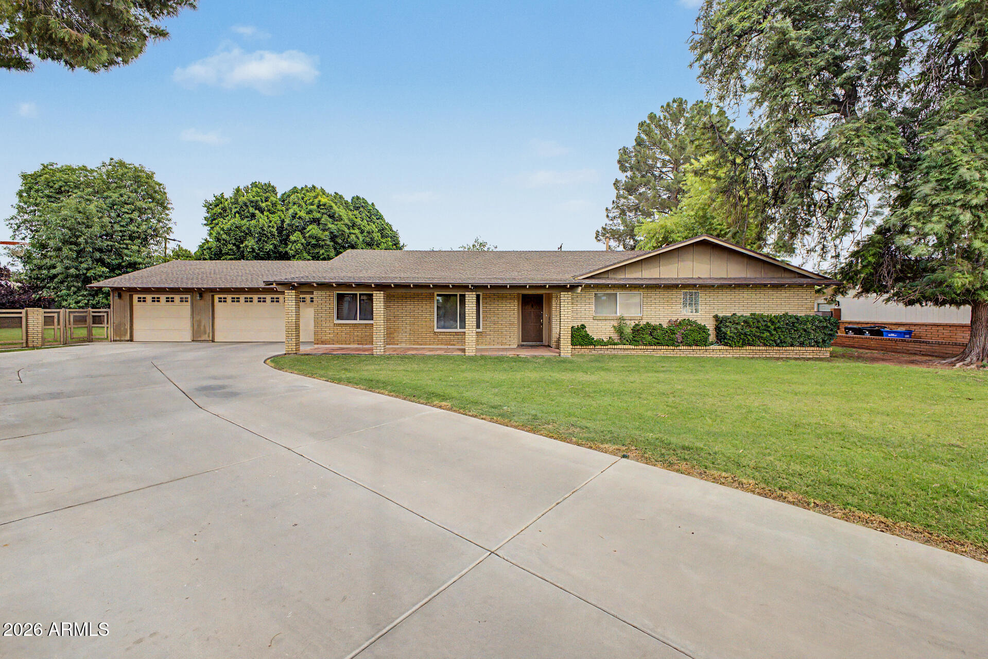 9021 N 13TH Avenue