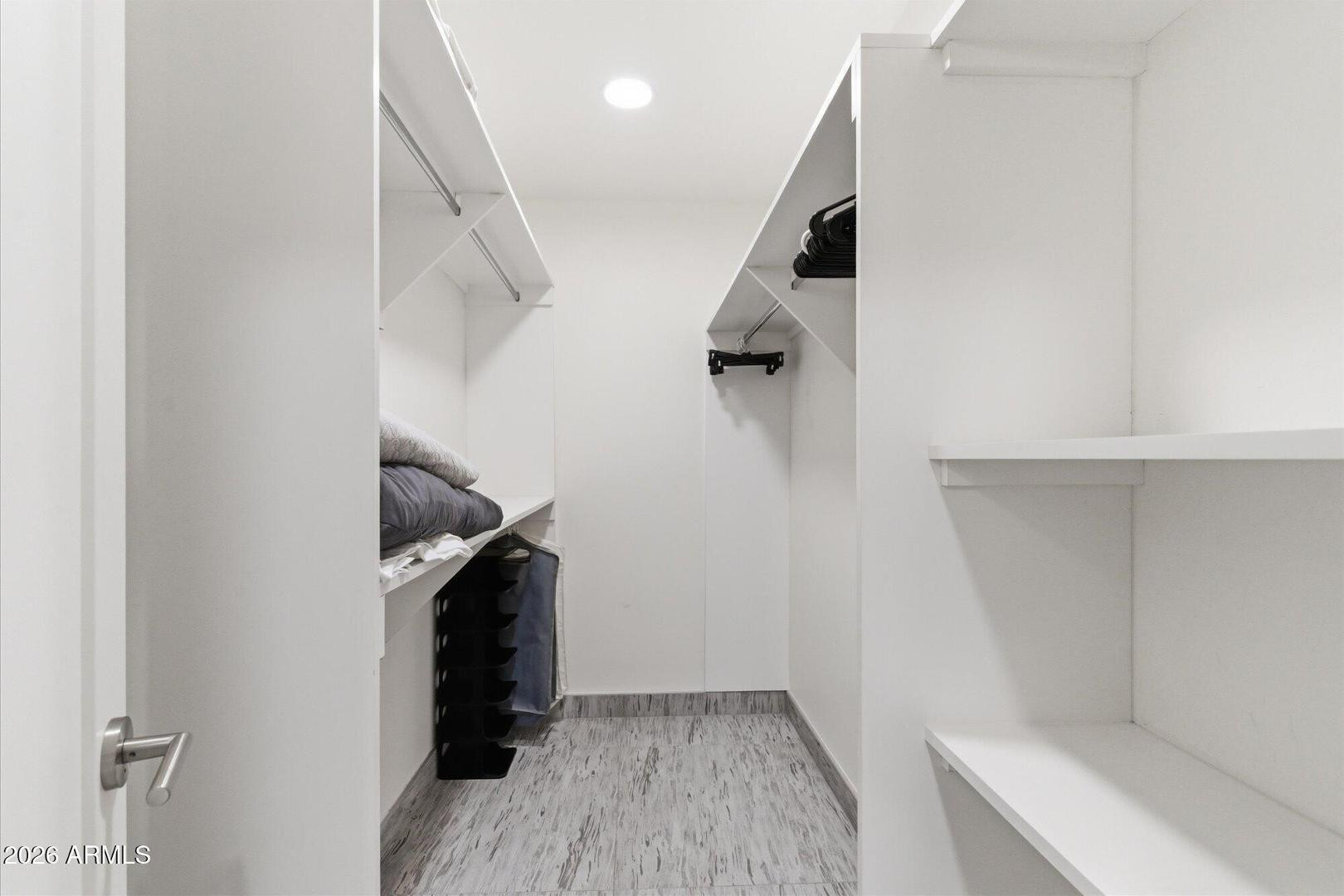 4950 N Miller Road Apt 100