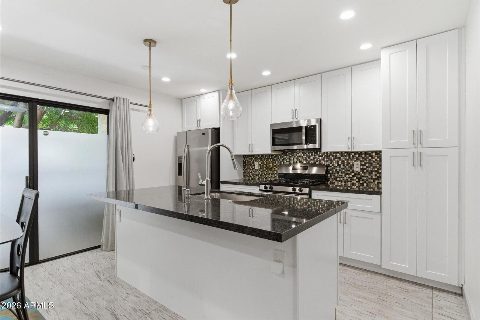 4950 N Miller Road Apt 100