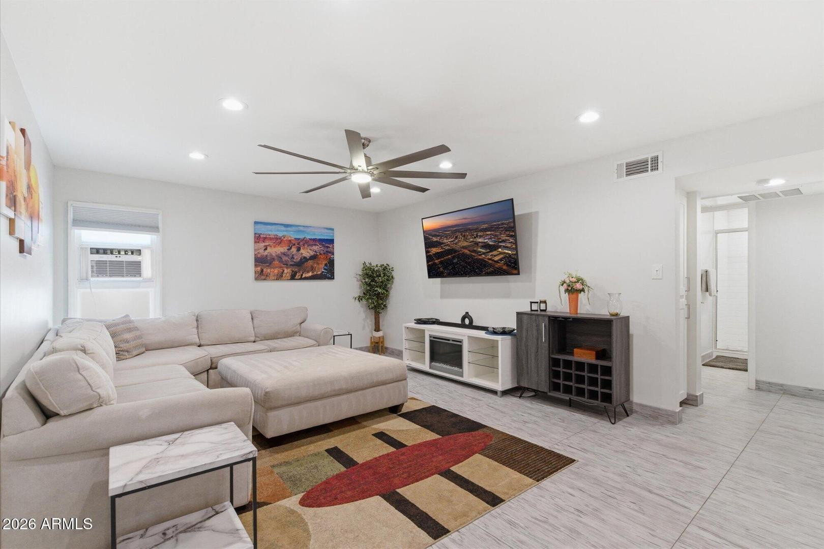 4950 N Miller Road Apt 100