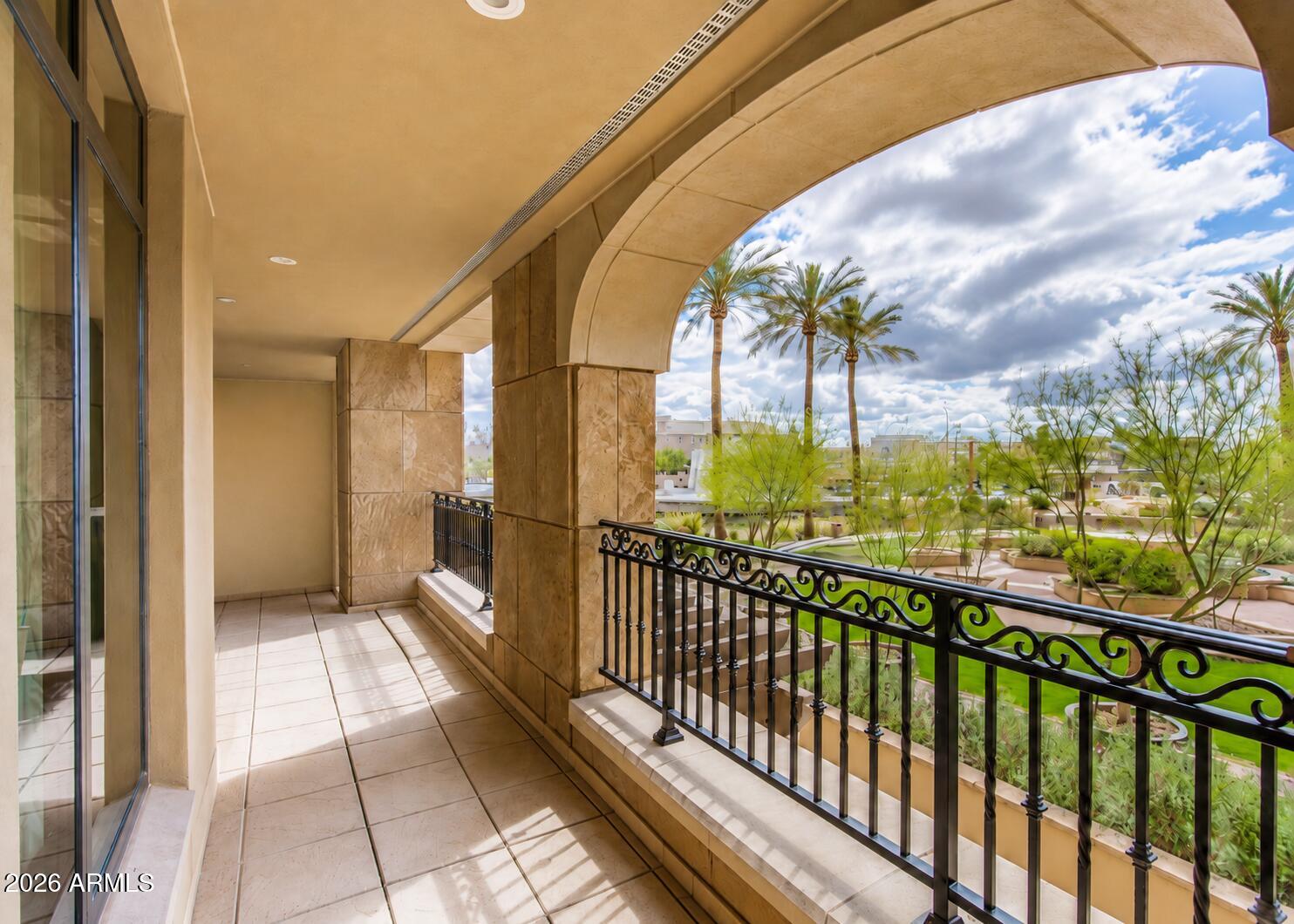 7181 E CAMELBACK Road 208