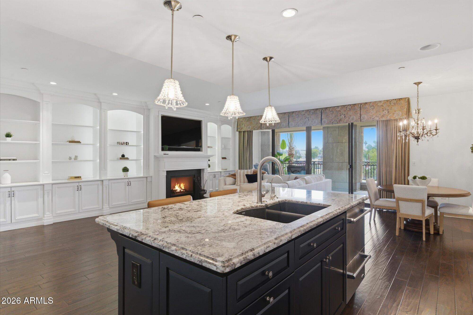 7181 E CAMELBACK Road 208