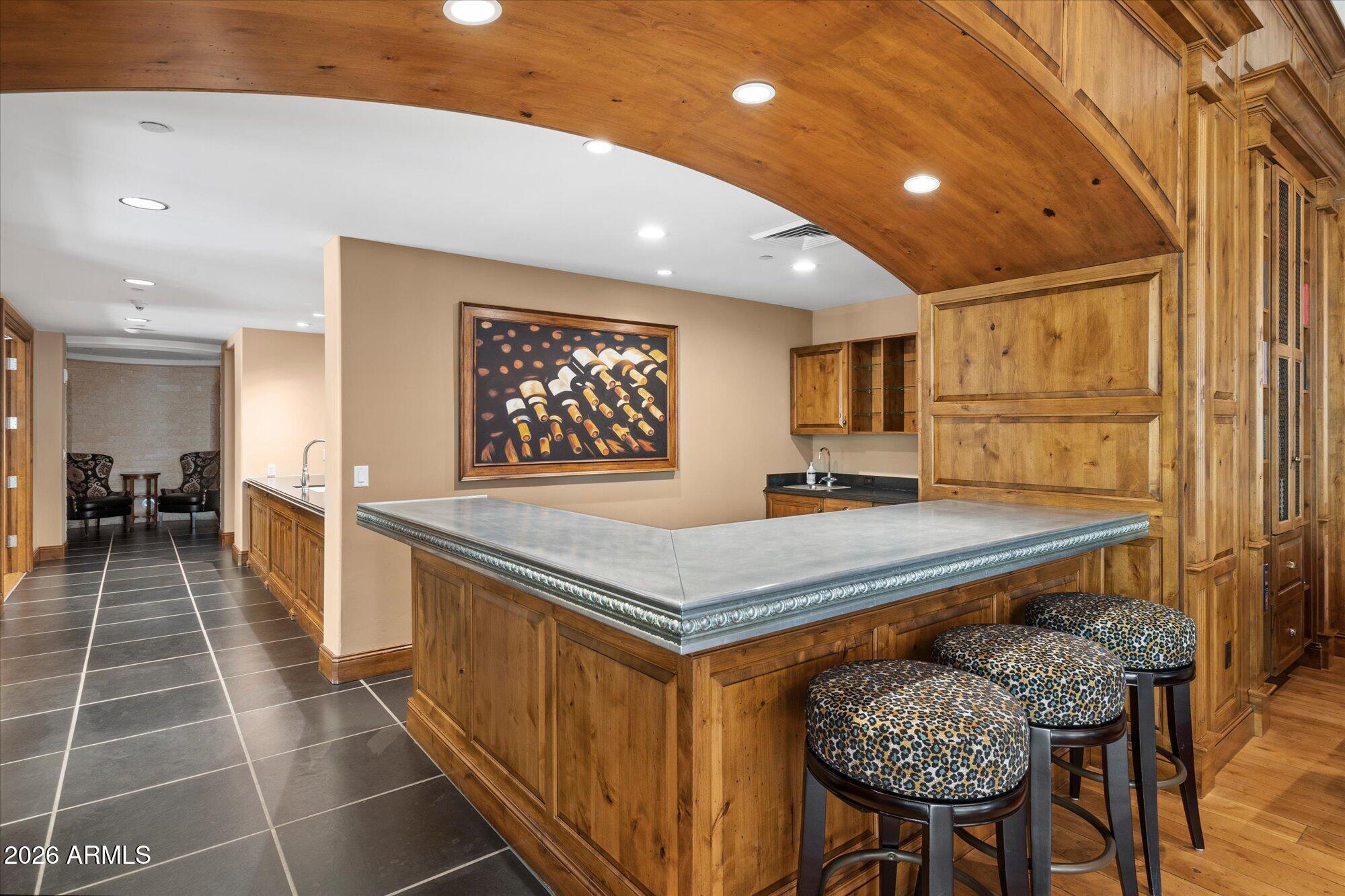 7181 E CAMELBACK Road 208