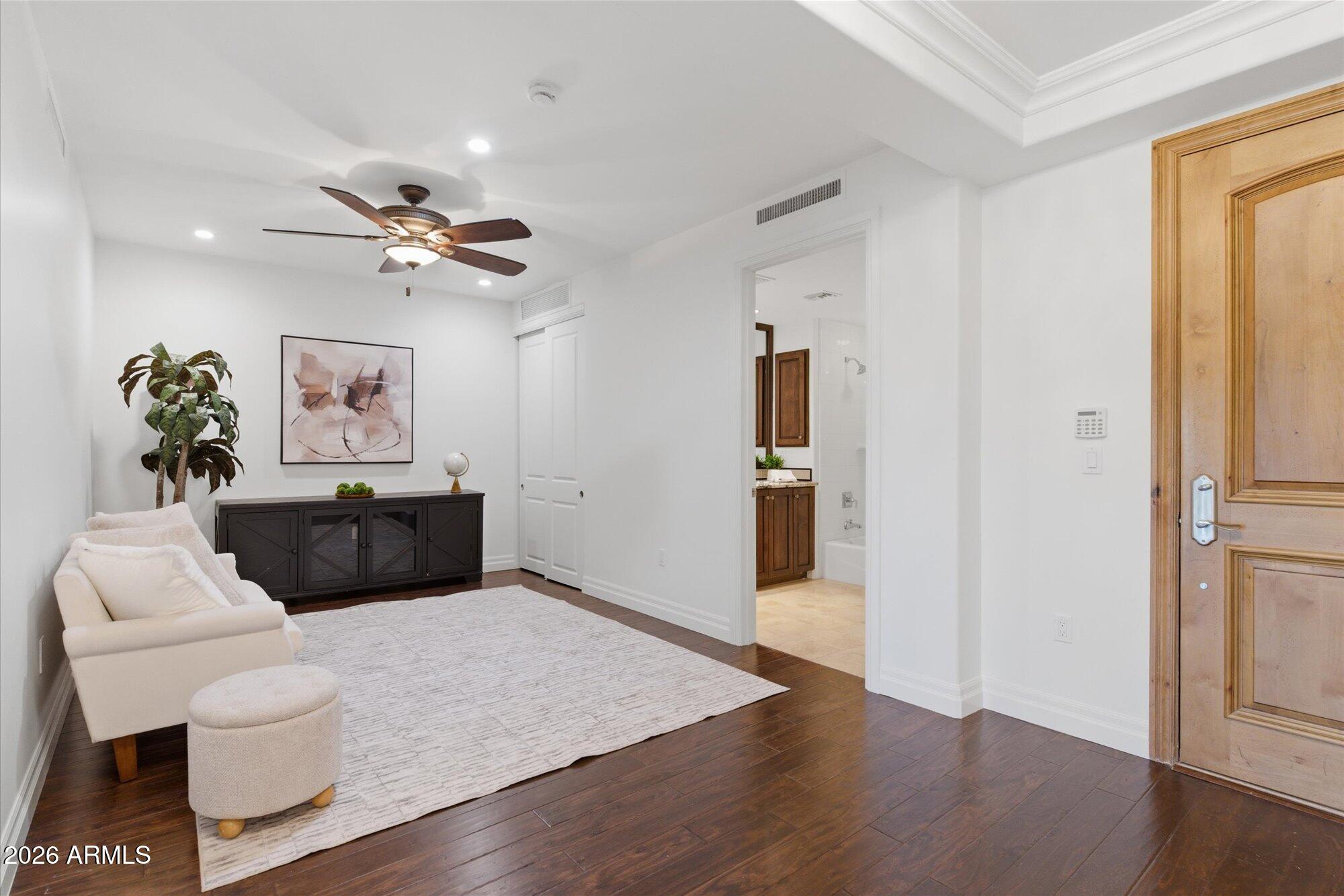 7181 E CAMELBACK Road 208