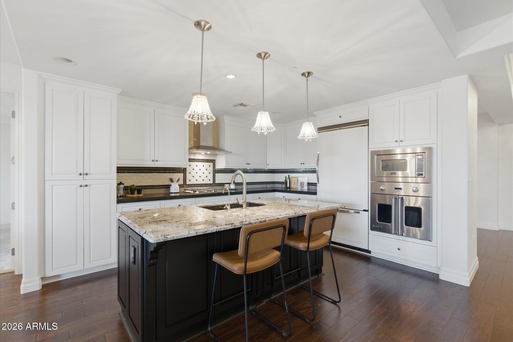 7181 E CAMELBACK Road 208