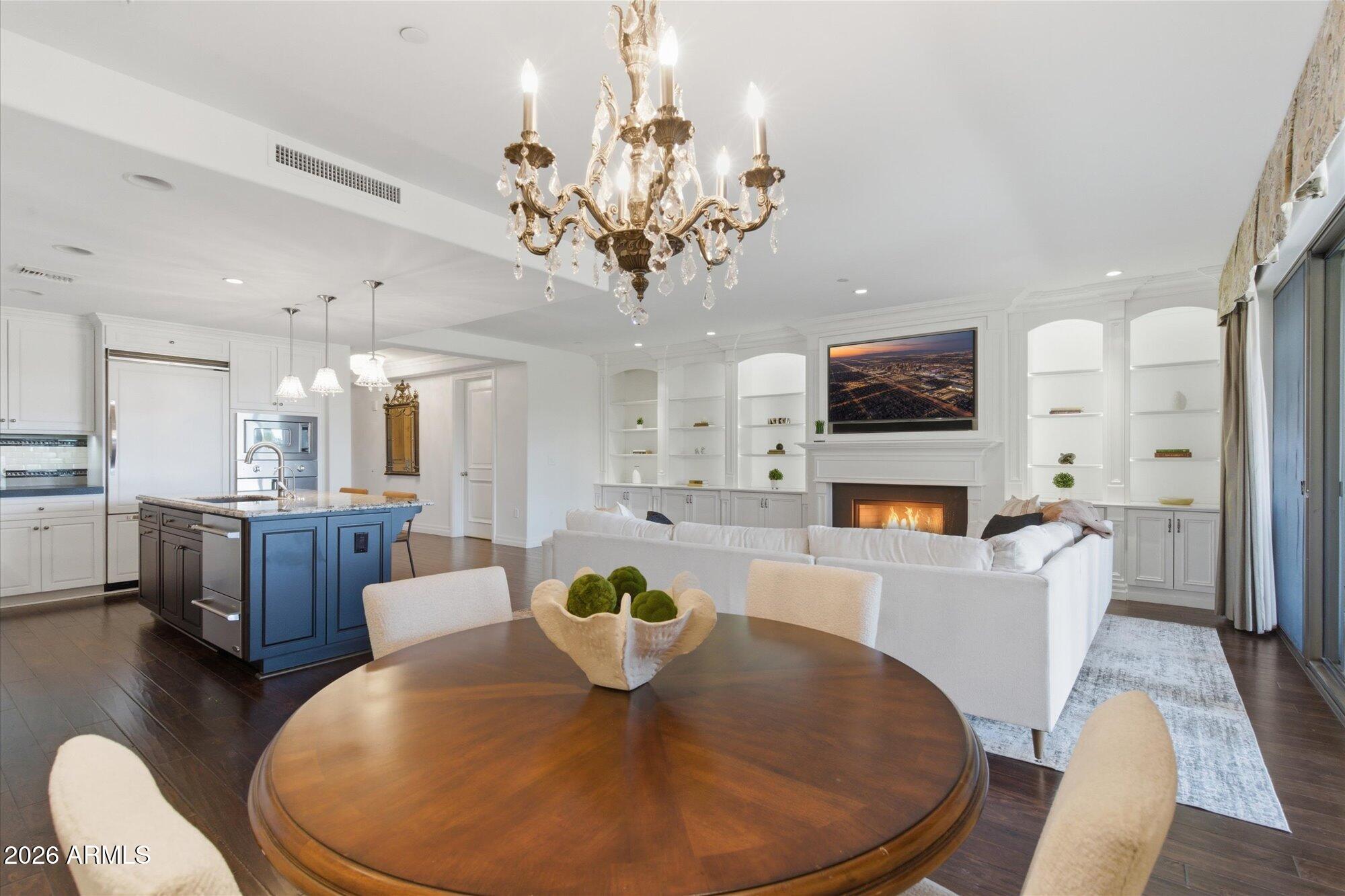 7181 E CAMELBACK Road 208