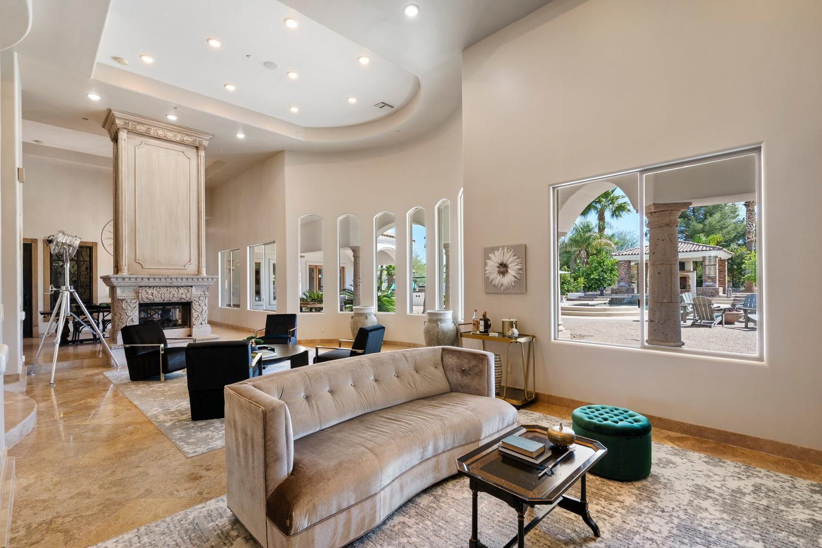 9071 N 53rd Place