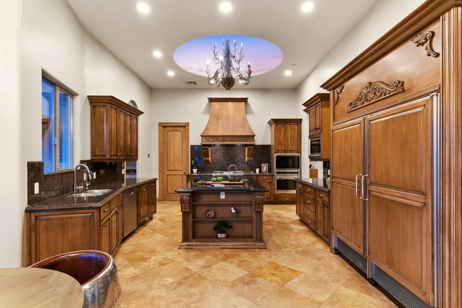 9071 N 53rd Place