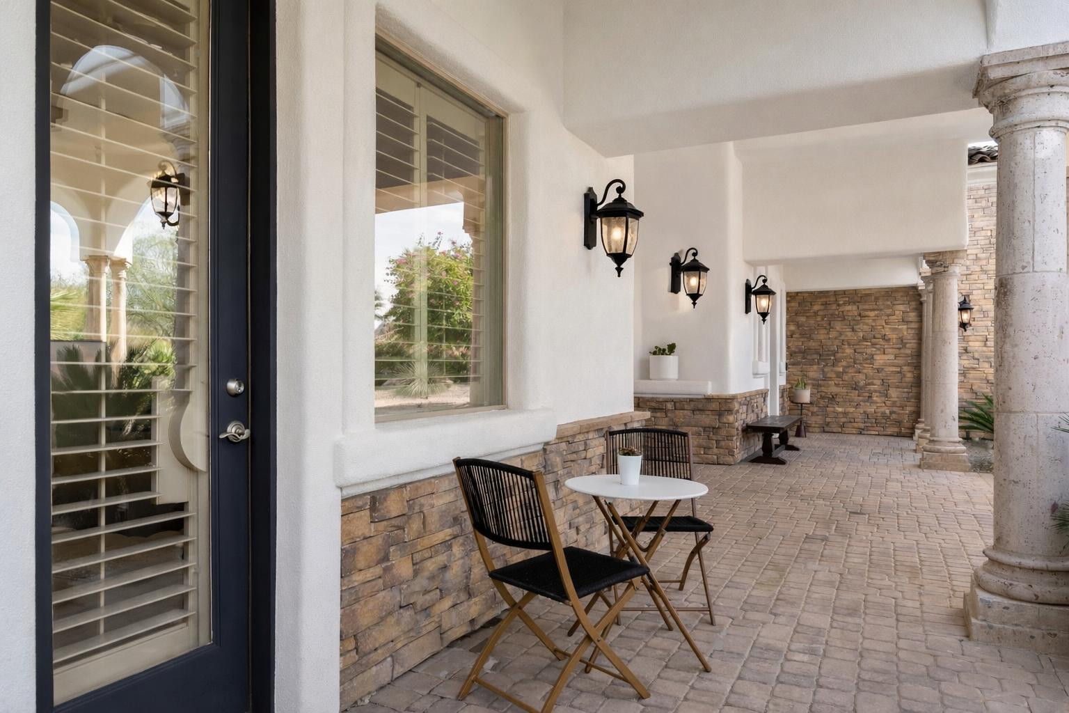 9071 N 53rd Place
