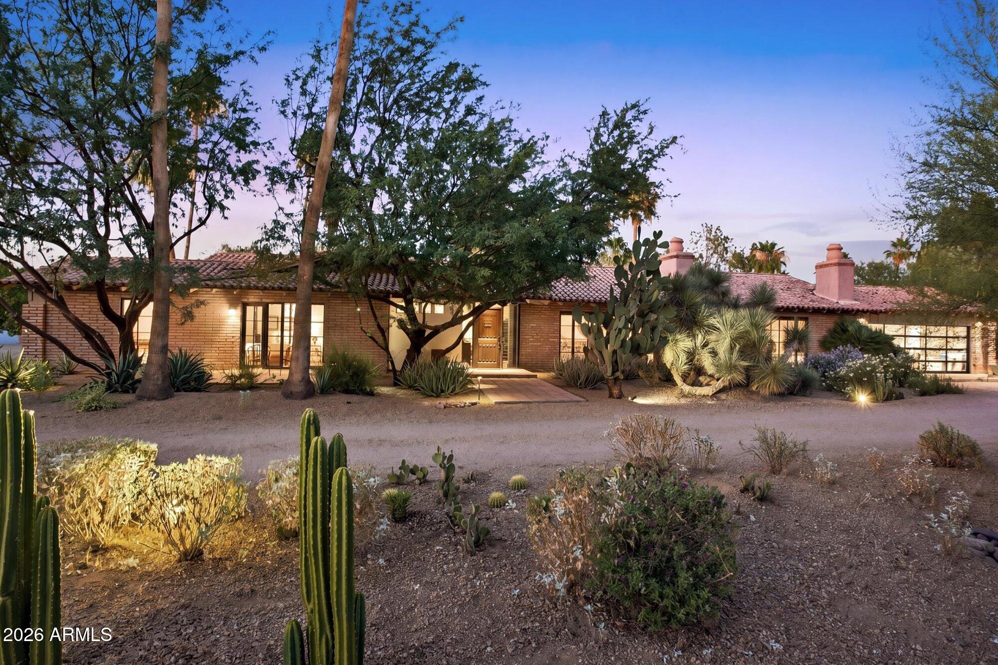 7501 E PALO VERDE Drive 4