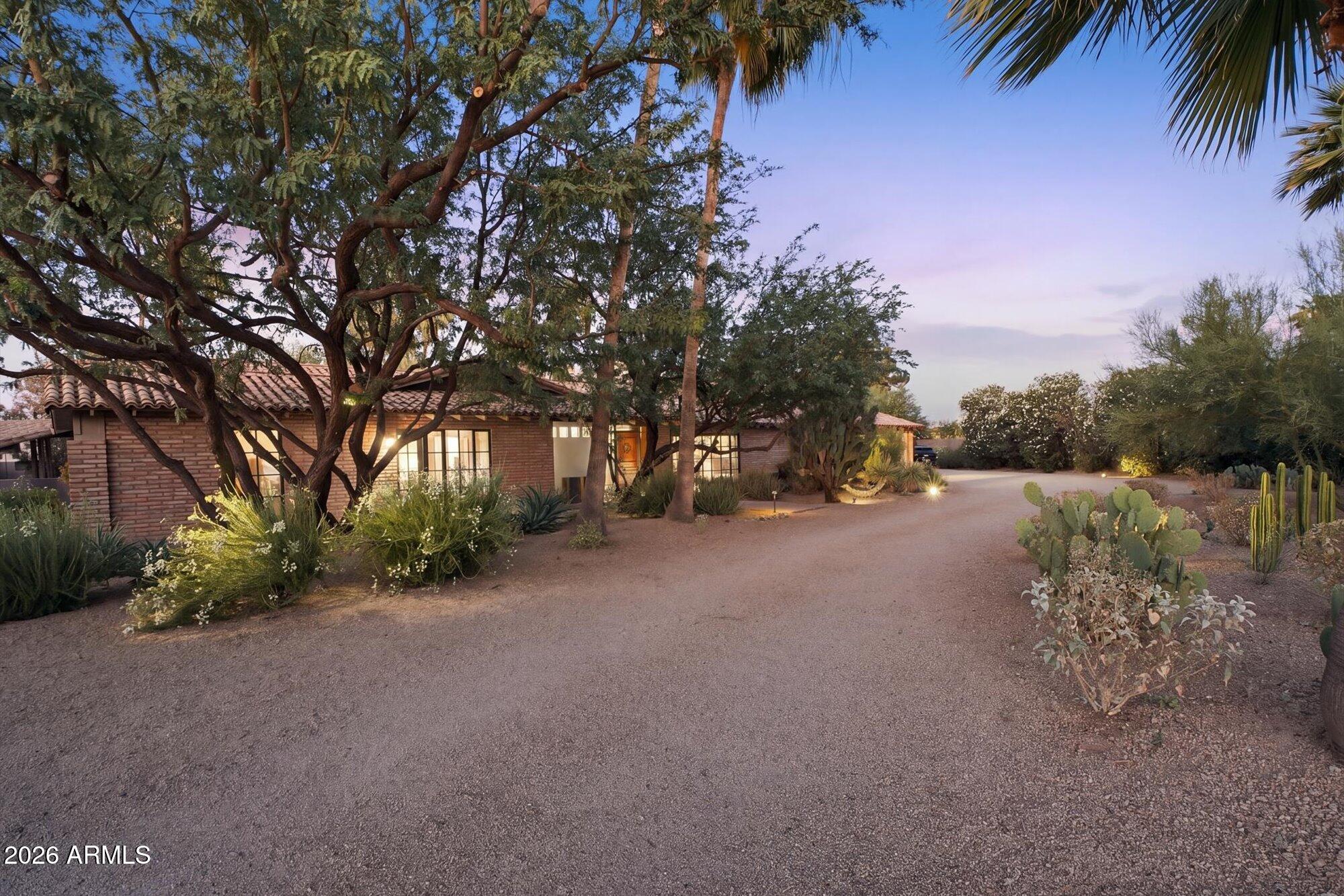 7501 E PALO VERDE Drive 4