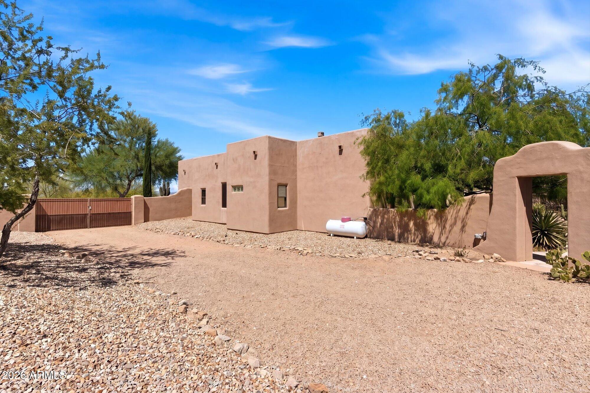 13919 E QUAIL TRACK Drive