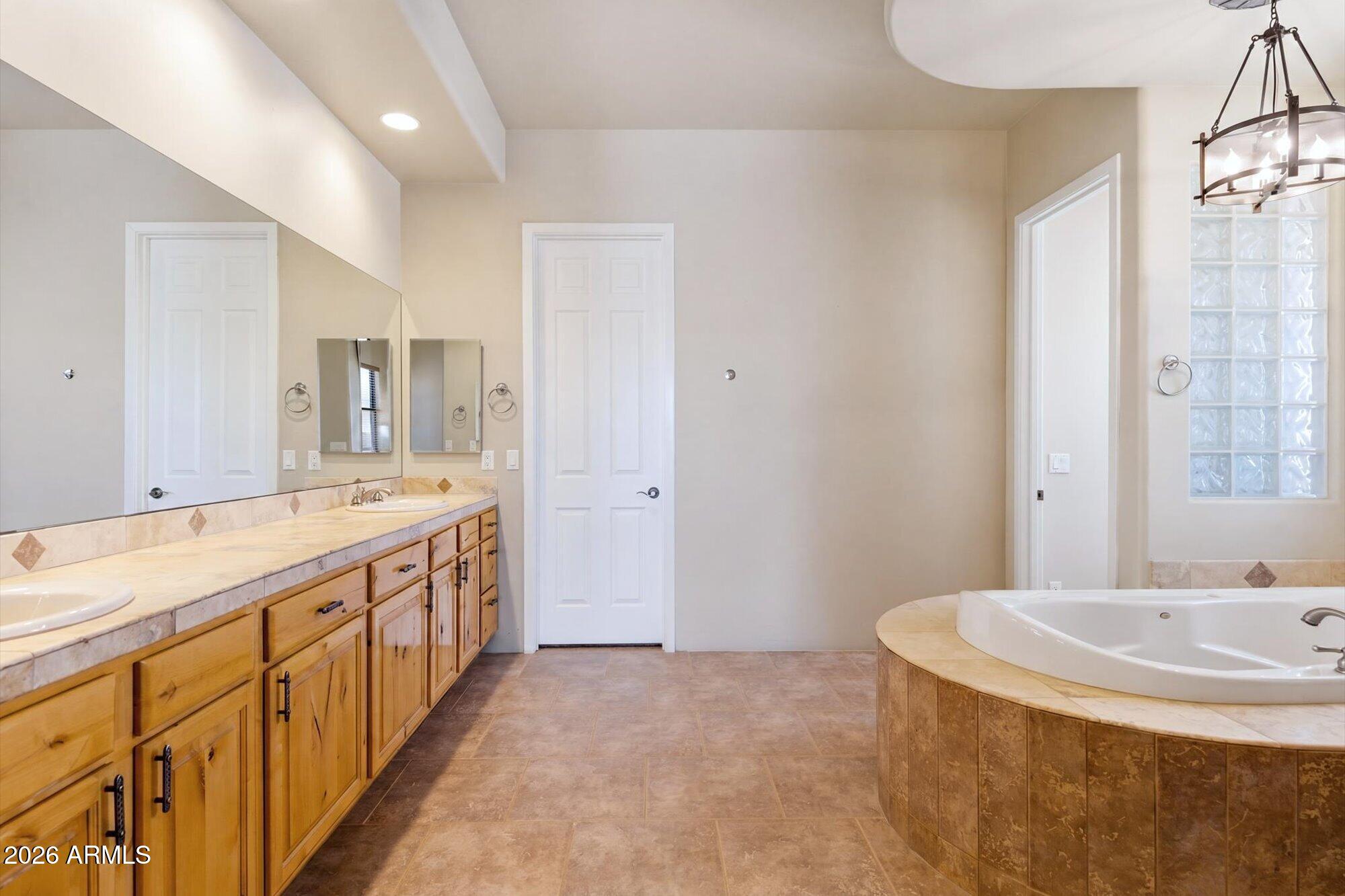 13919 E QUAIL TRACK Drive